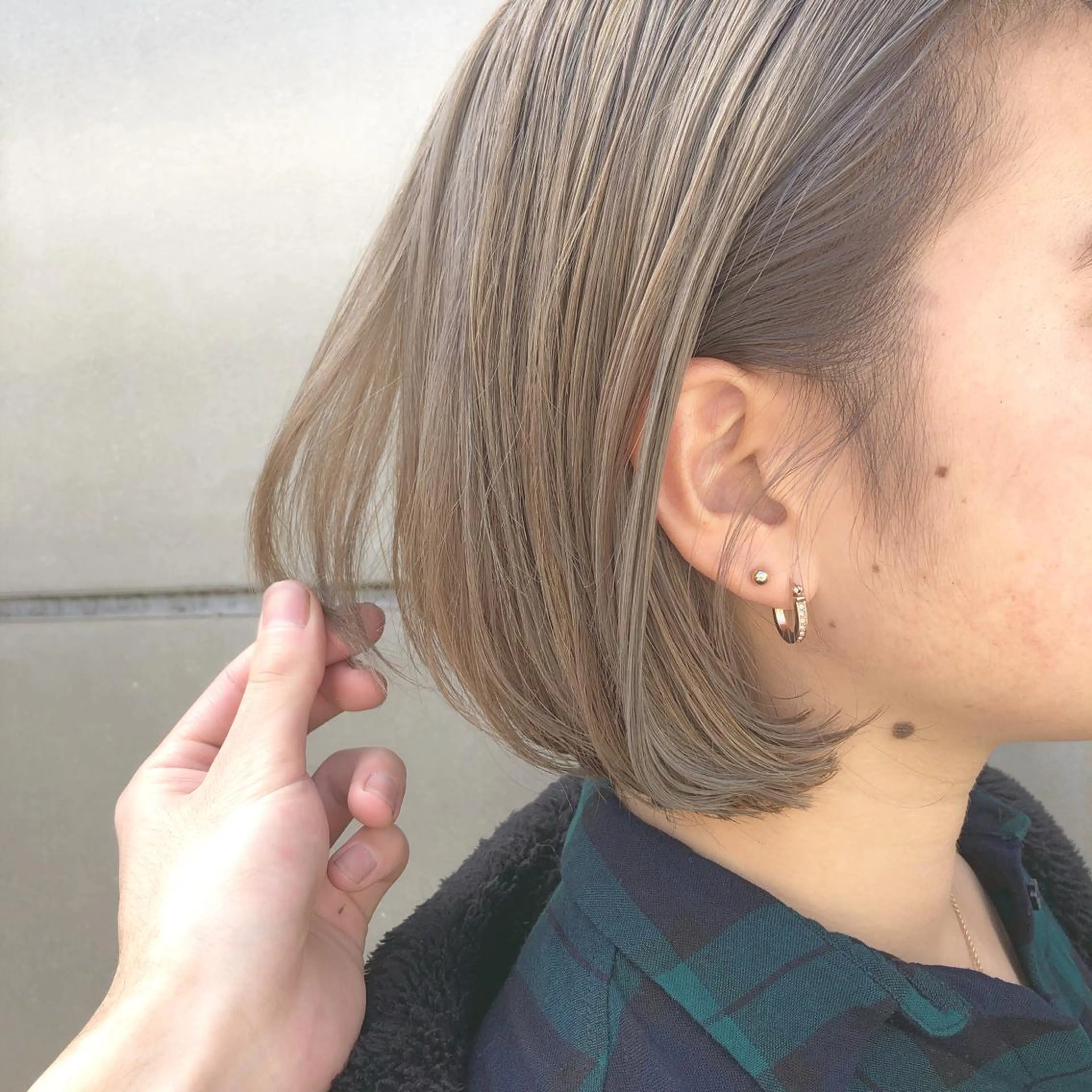 ミディアム カラー ヘアアレンジ ブリーチダブルカラー ハイライト/山本喜熙のヘアスタイル