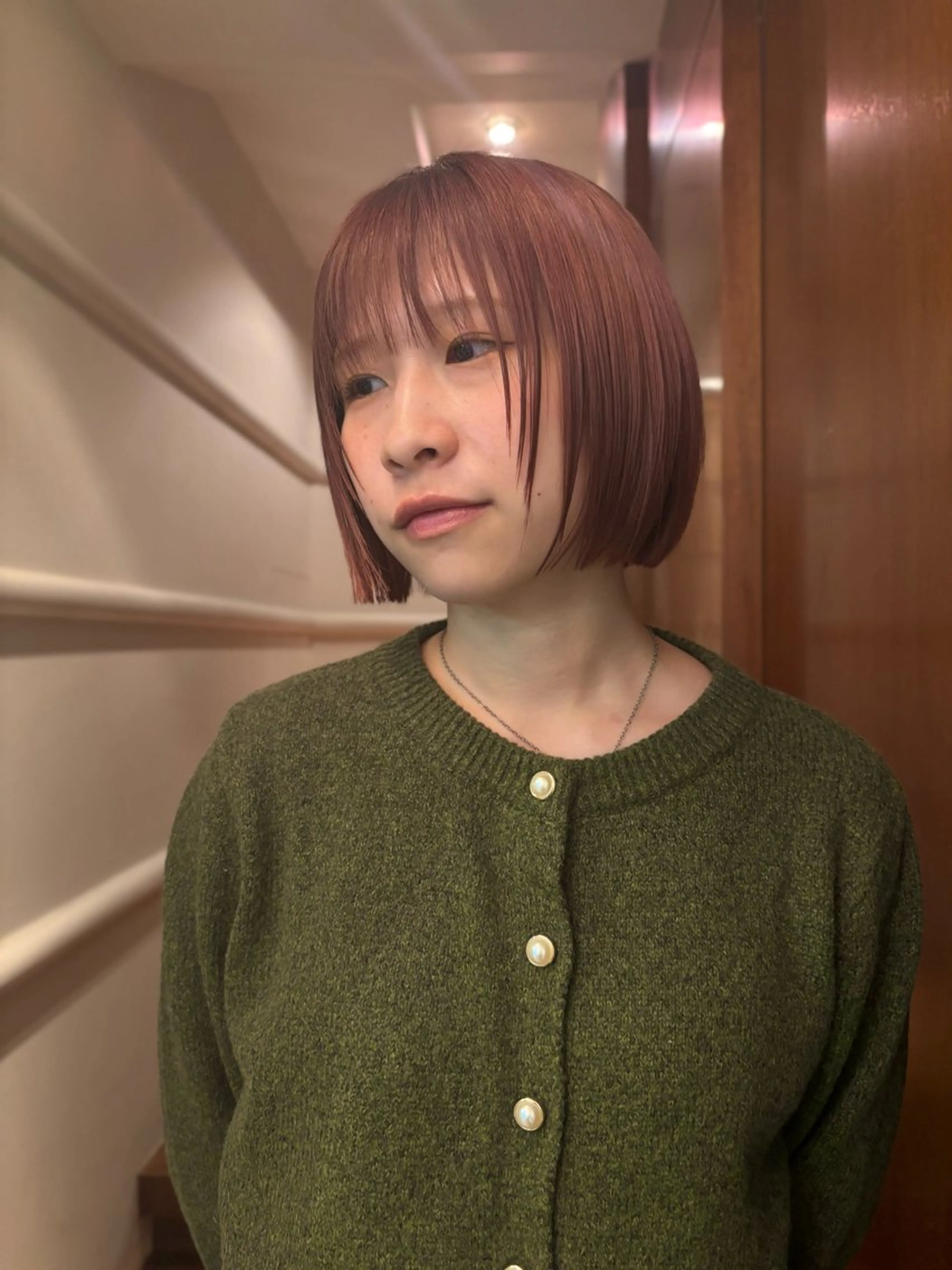 ショート カラー ベージュカラー ピンクカラー ピンクベージュ レイヤーカット ヘアカラー 関端 優希のヘアスタイル