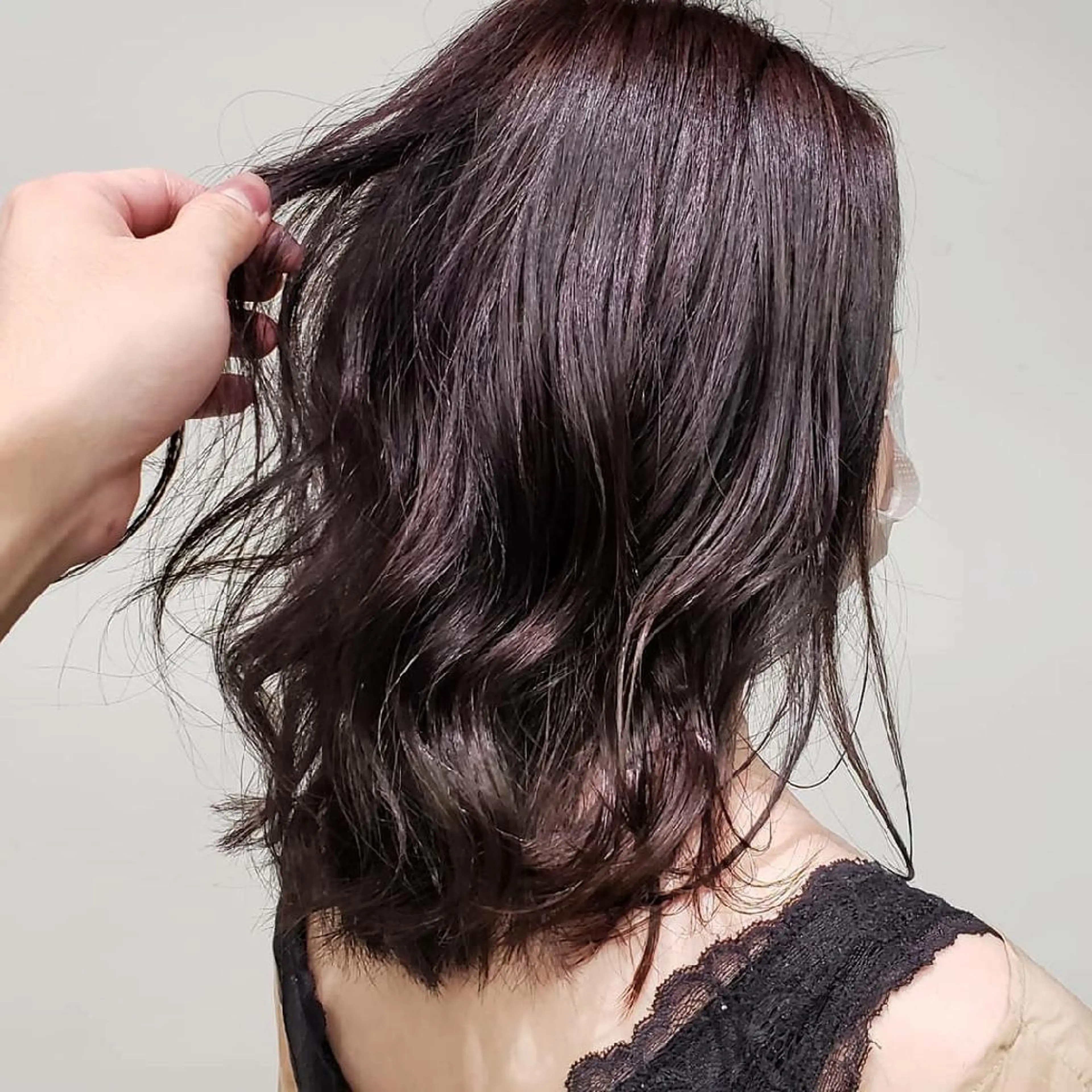 ミディアム カラー ラベンダーカラー 巻ける髪質改善で美髪 にデザイン✨/よしみのヘアスタイル