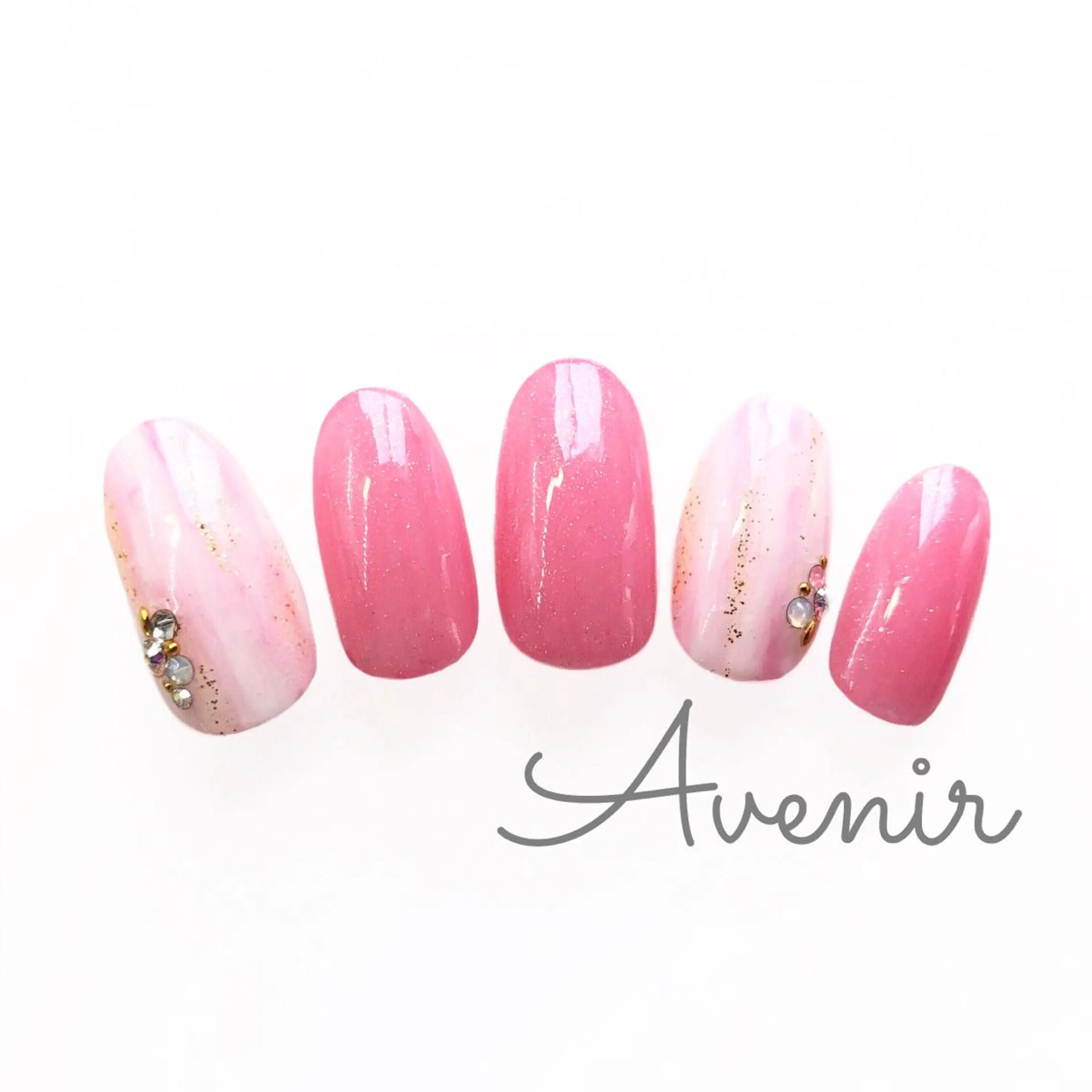 ネイル Avenir 表参道 nail＆eye予約のネイルデザイン