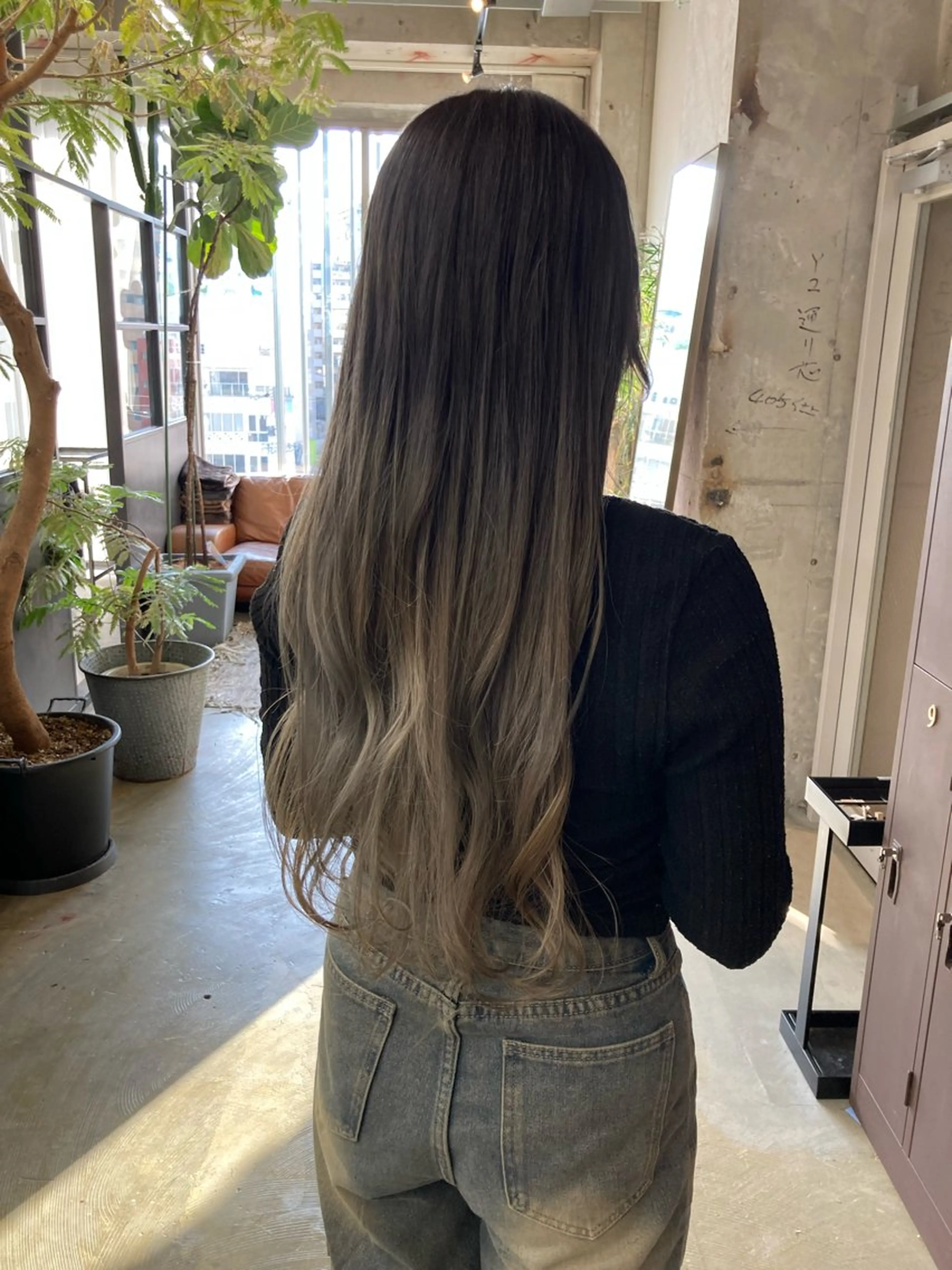 ロング カラー ブリーチ グラデーションカラー カット ヘアカラー トリートメント 小木曽智美 /ボブ/ショートのヘアスタイル