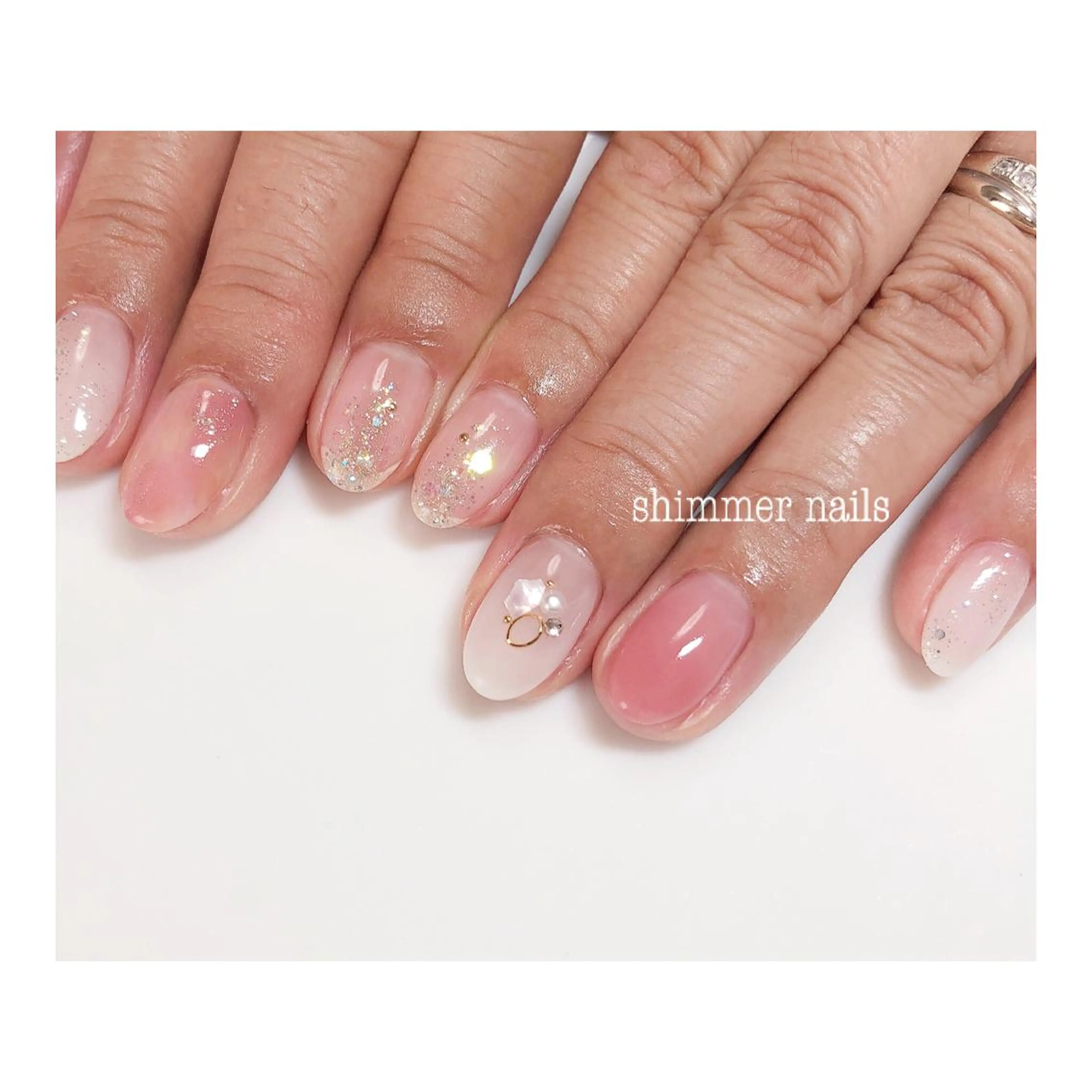 ネイル フットネイル shimmer nailsのネイルデザイン