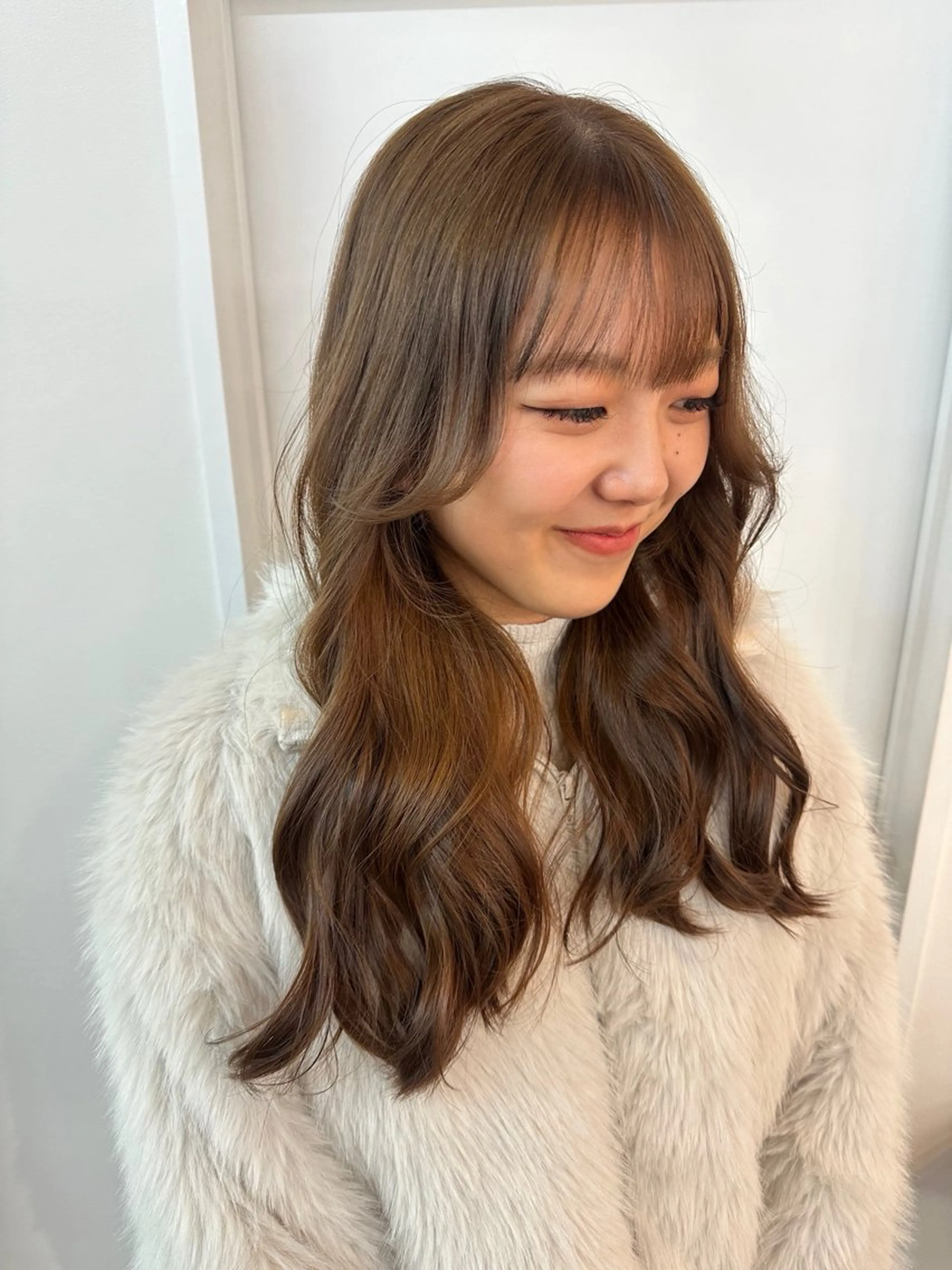 ロング オノ アイラのヘアスタイル