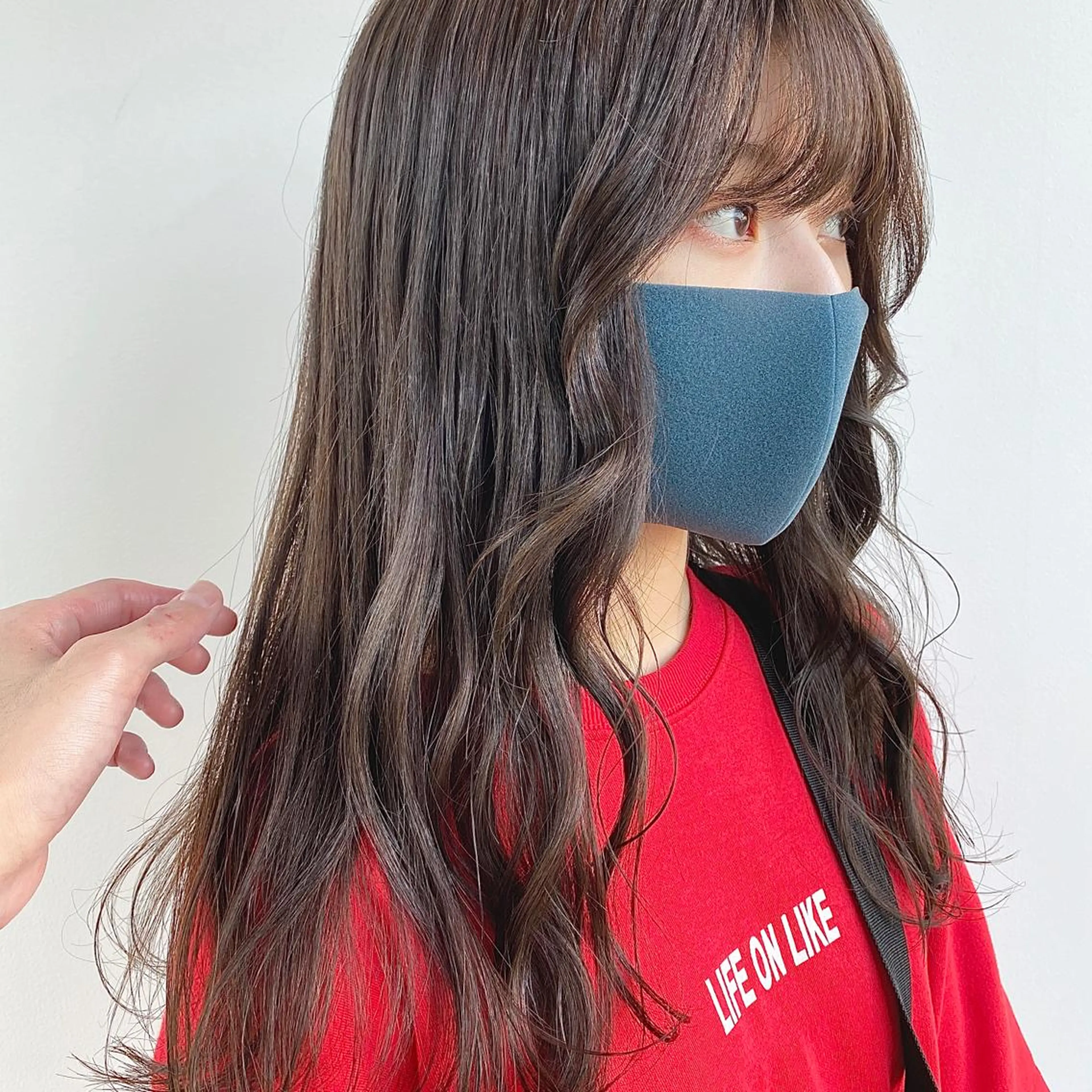 ロング カラー アッシュ ベージュカラー 神奈川大学最寄り白楽 三本松巧のヘアスタイル