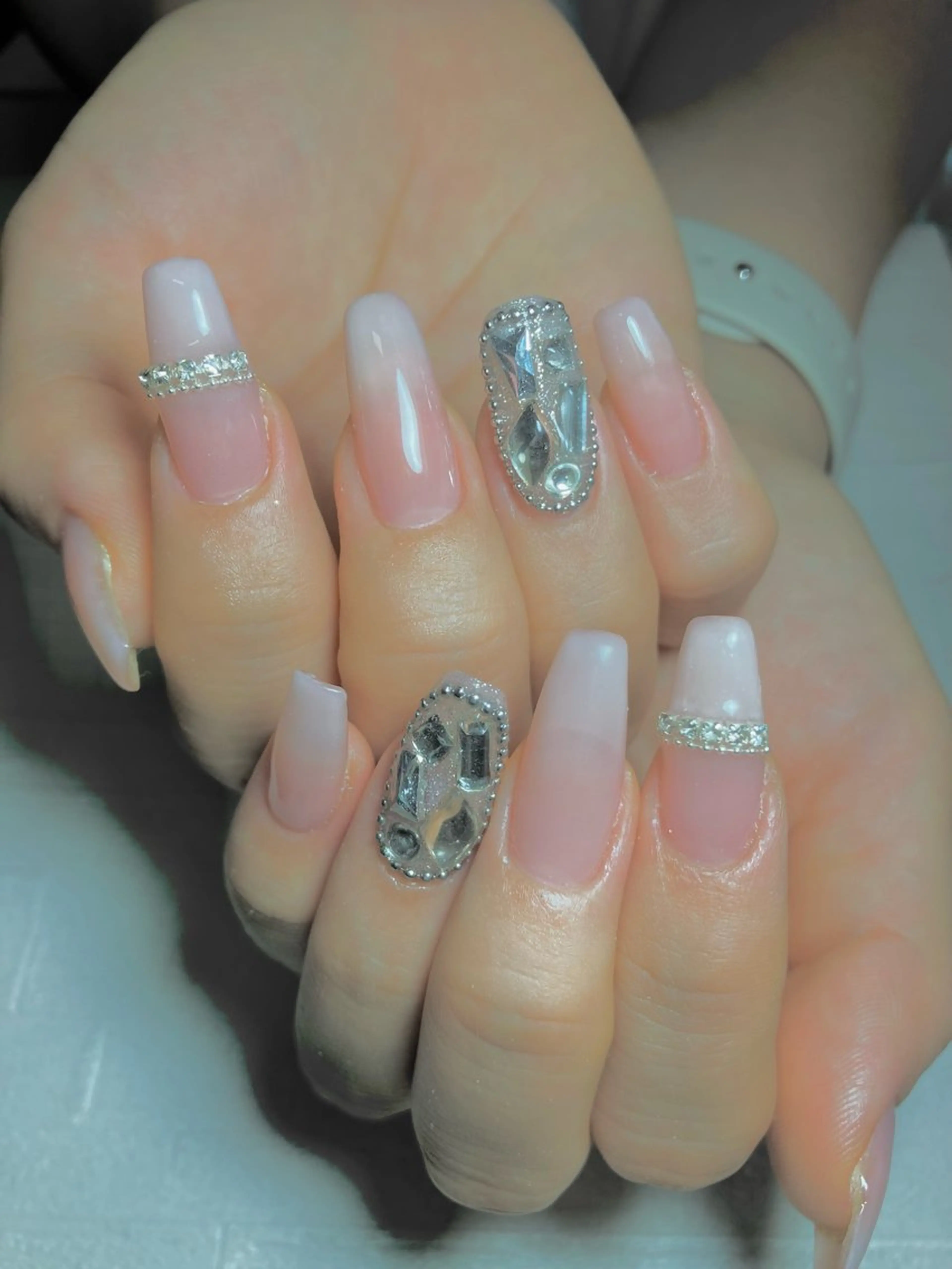 ネイル Liennail 持込デザインやり放題のネイルデザイン