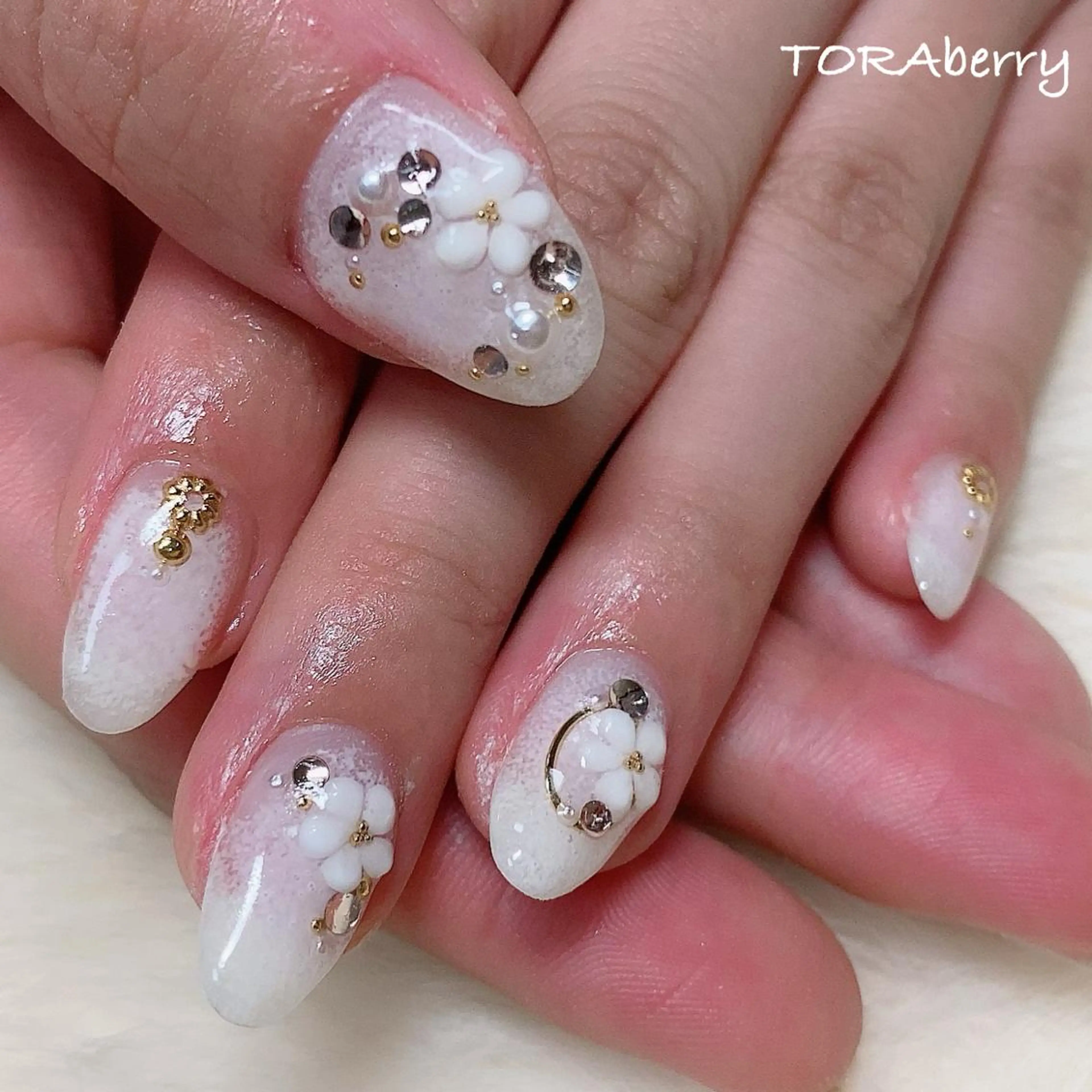 ネイル ネイリスト なつみのネイルデザイン