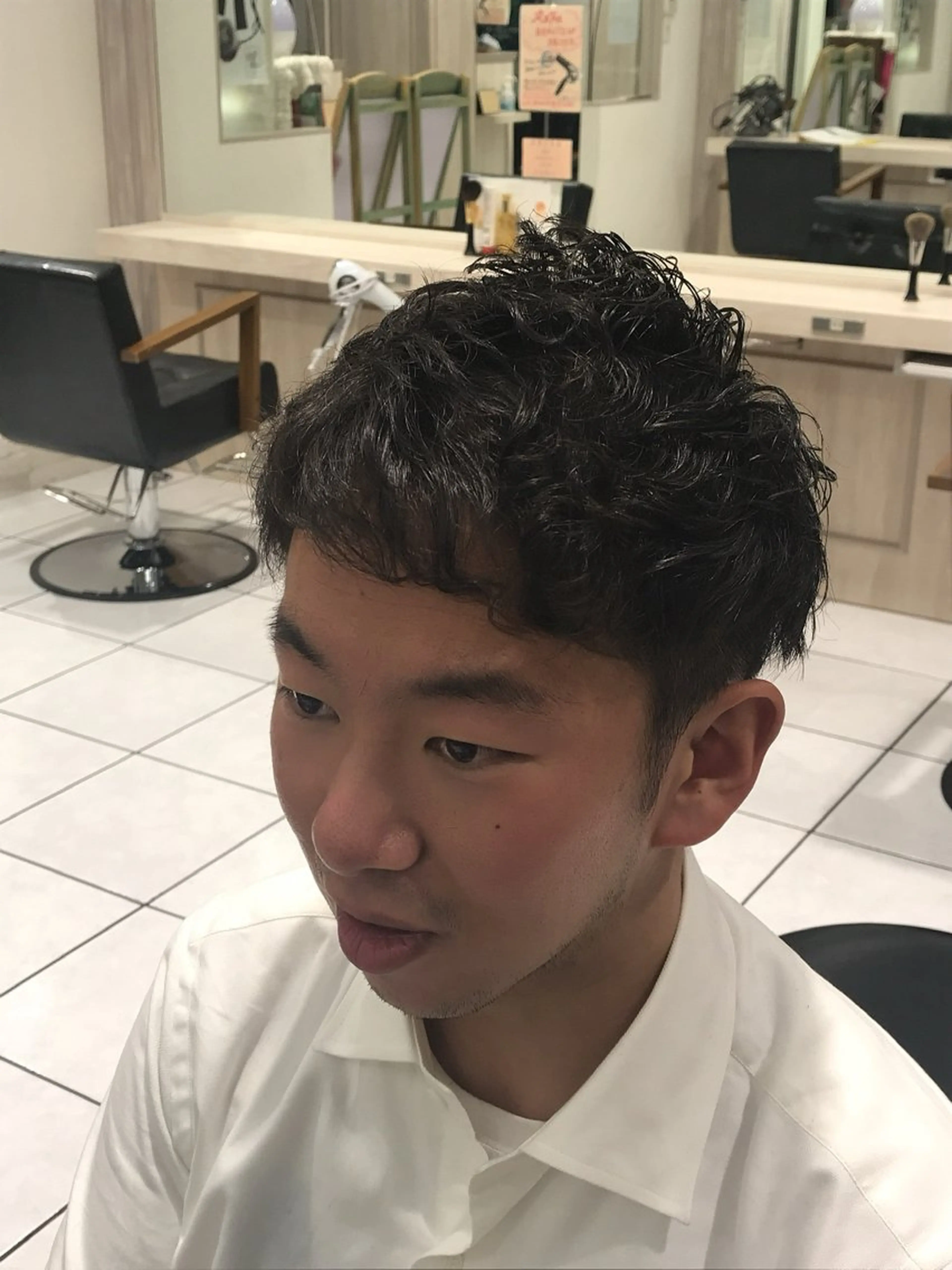 ショート パーマ メンズ メンズパーマ ツーブロック 高杉 駿のヘアスタイル