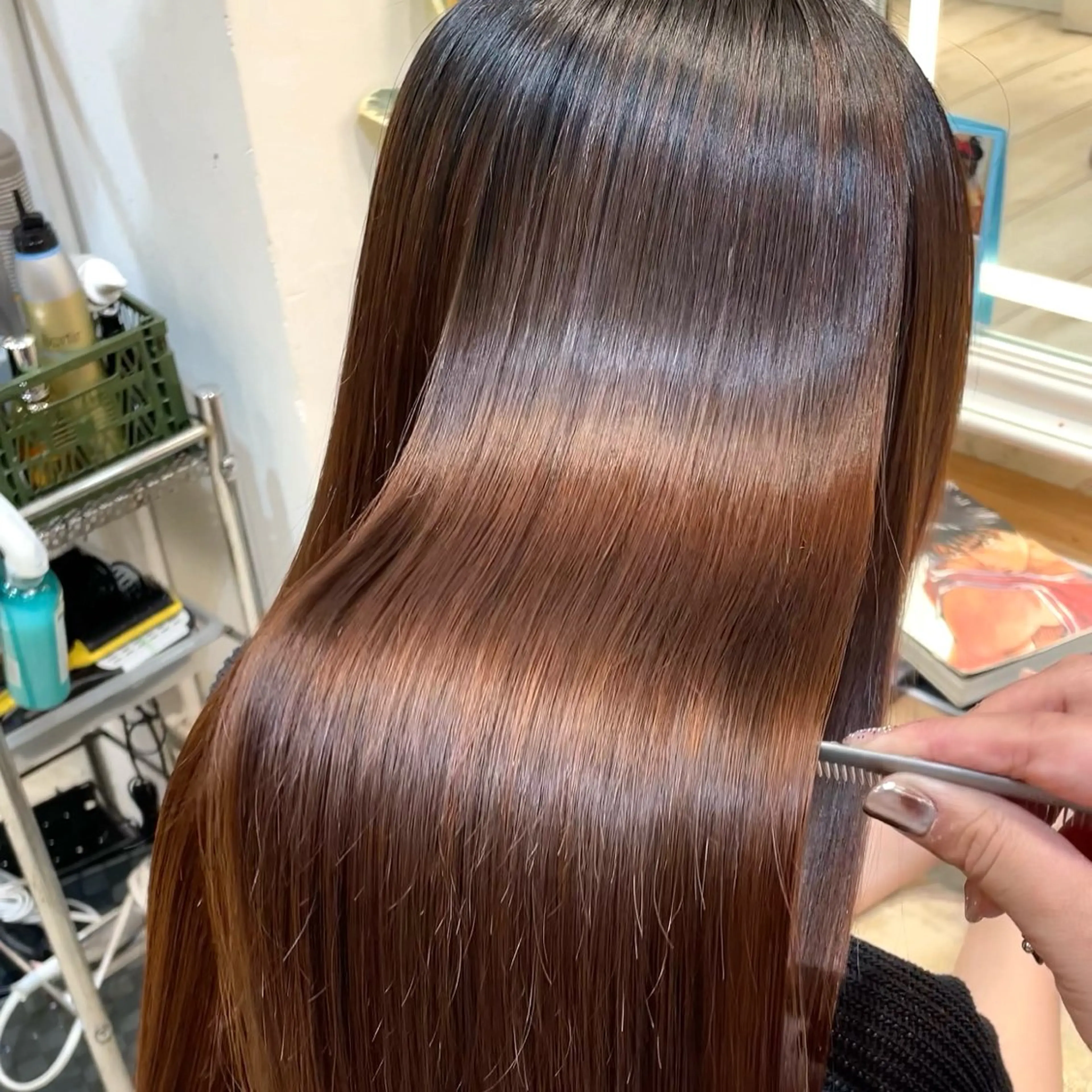 セミロング パーマ 縮毛矯正 縮毛矯正 横浜パーマ🌐メンズ 暖色カラーもえかのヘアスタイル