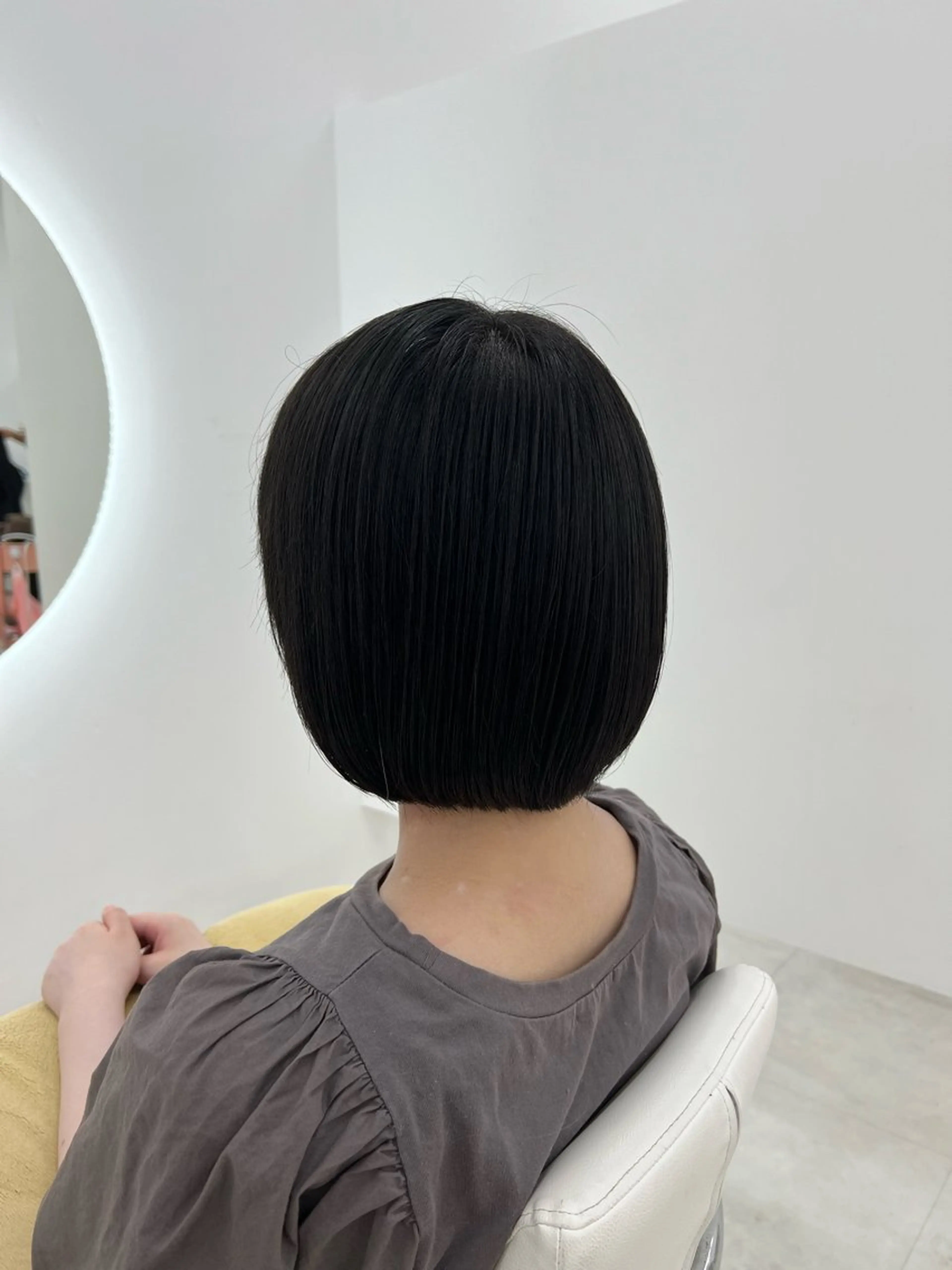 ショート カラー カット ヘアカラー トリートメント 吉田 悠乃のヘアスタイル