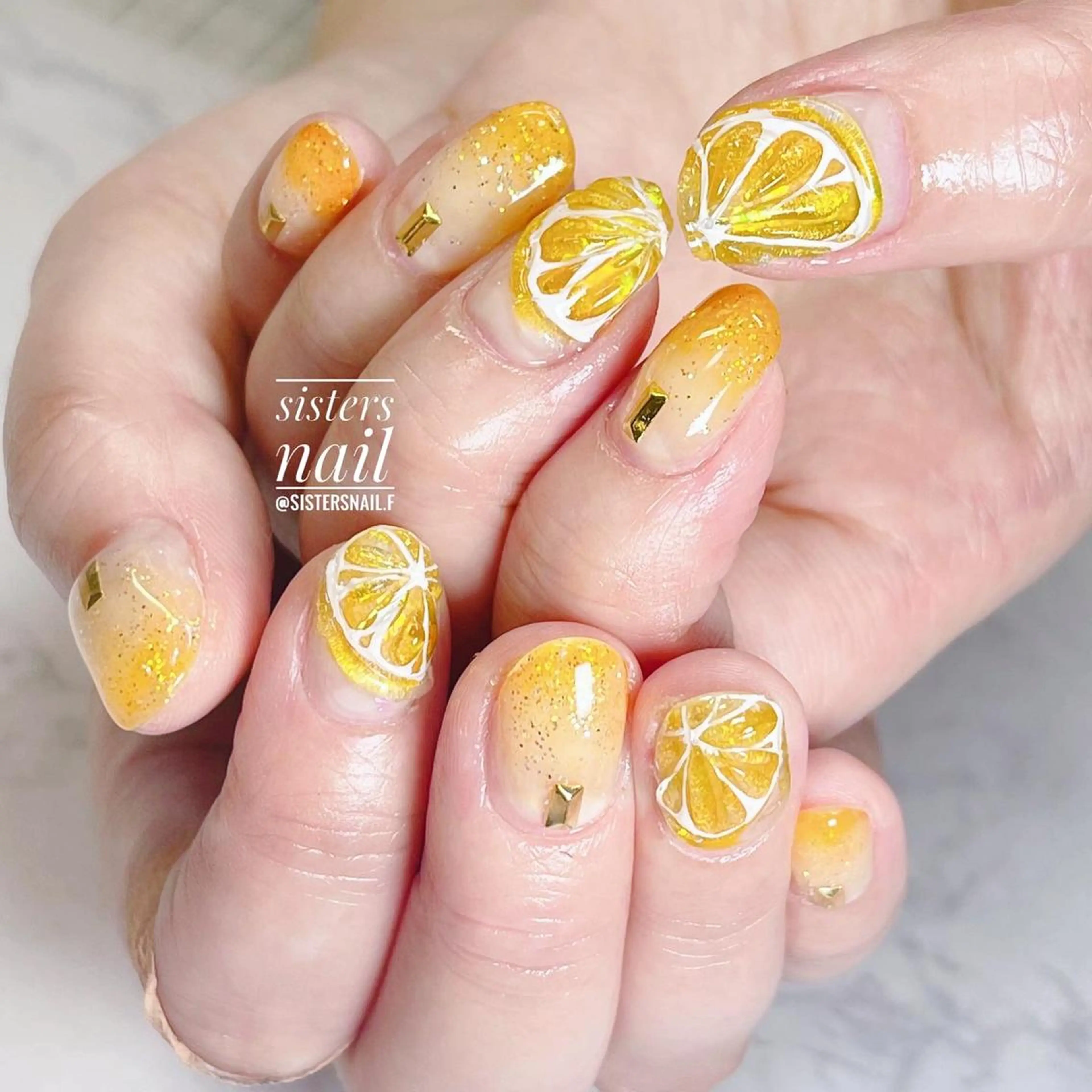 ネイル アートネイル キラキラネイル ラメ(グリッター) ぷっくりネイル 夏ネイル sisters nail.fのネイルデザイン