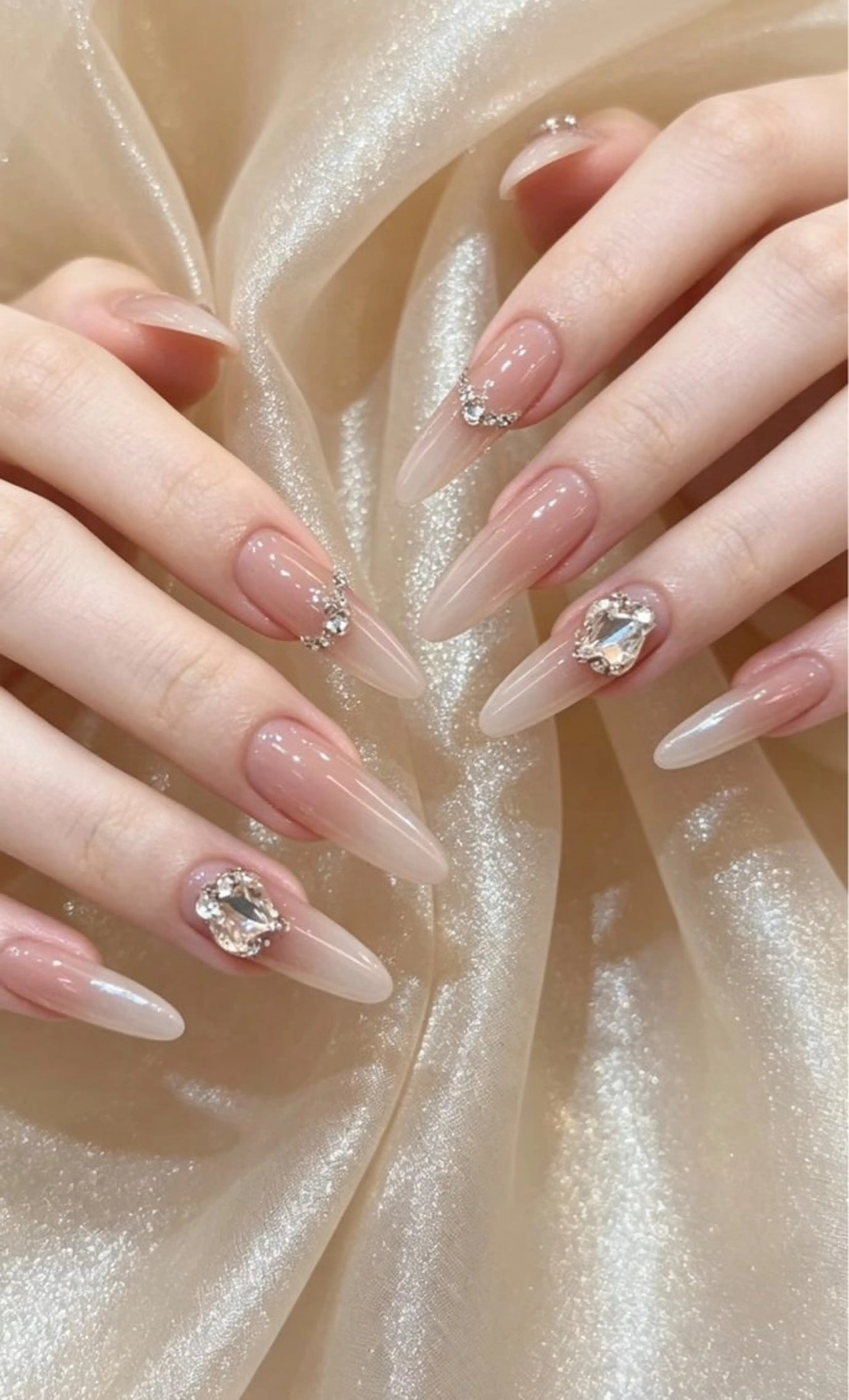 ネイル ハンドネイル Luvia Ginzaのネイルデザイン