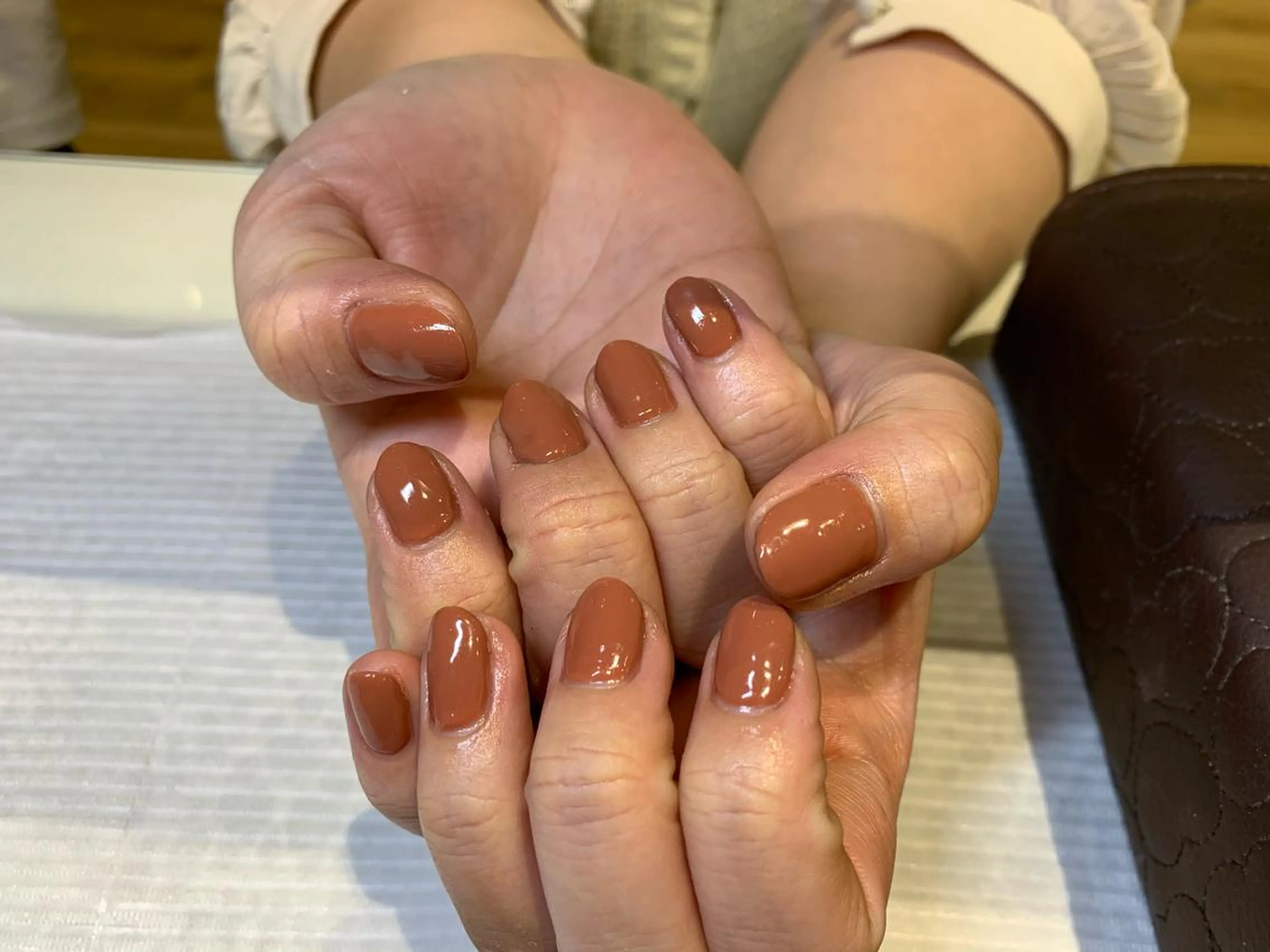 ネイル ワンカラーネイル マキノ ユイのネイルデザイン