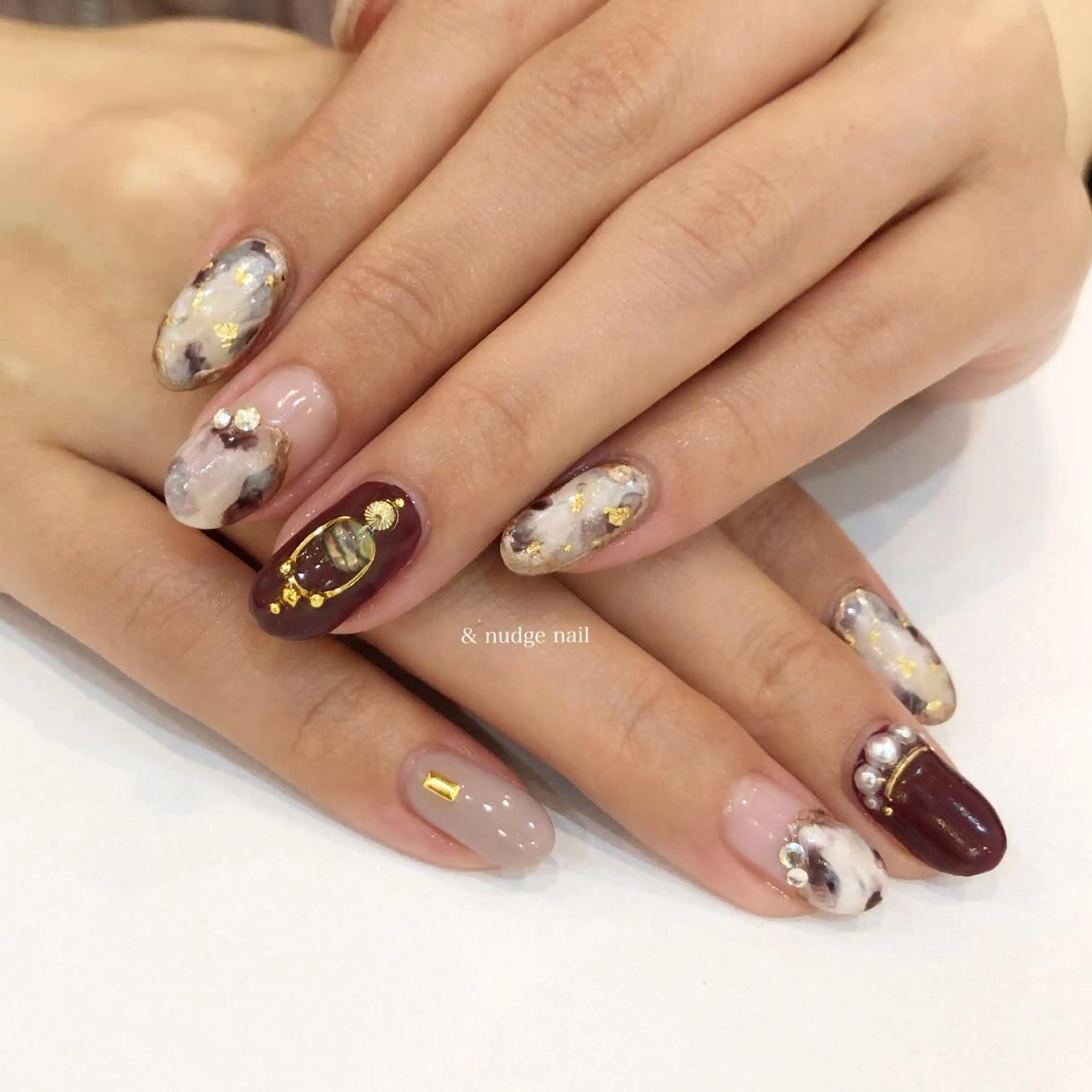 ネイル ハンドネイル & nudge nail所属・&nudgenail 本多のネイルデザイン