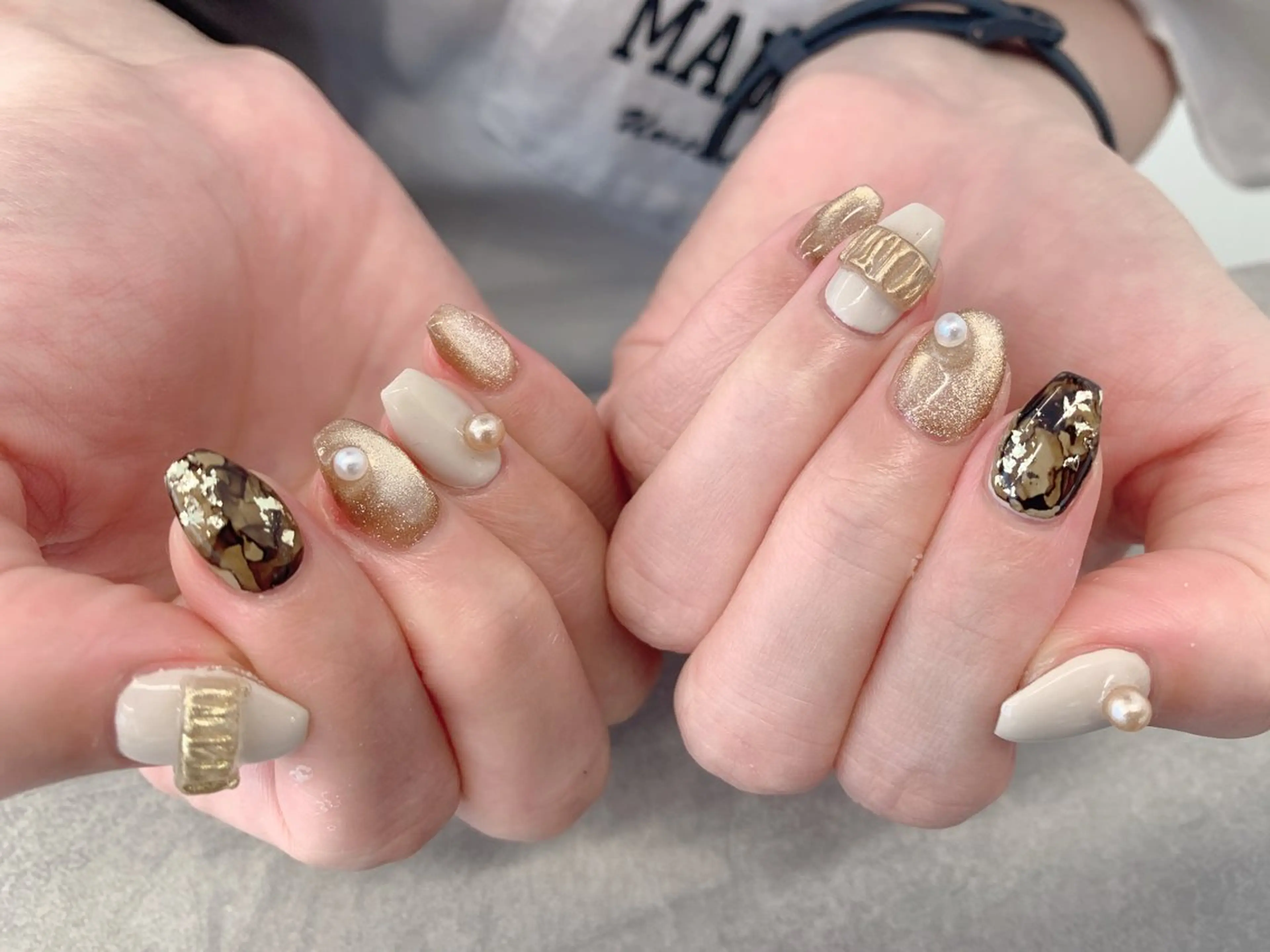 ネイル ハンドネイル Sari ✳︎のネイルデザイン