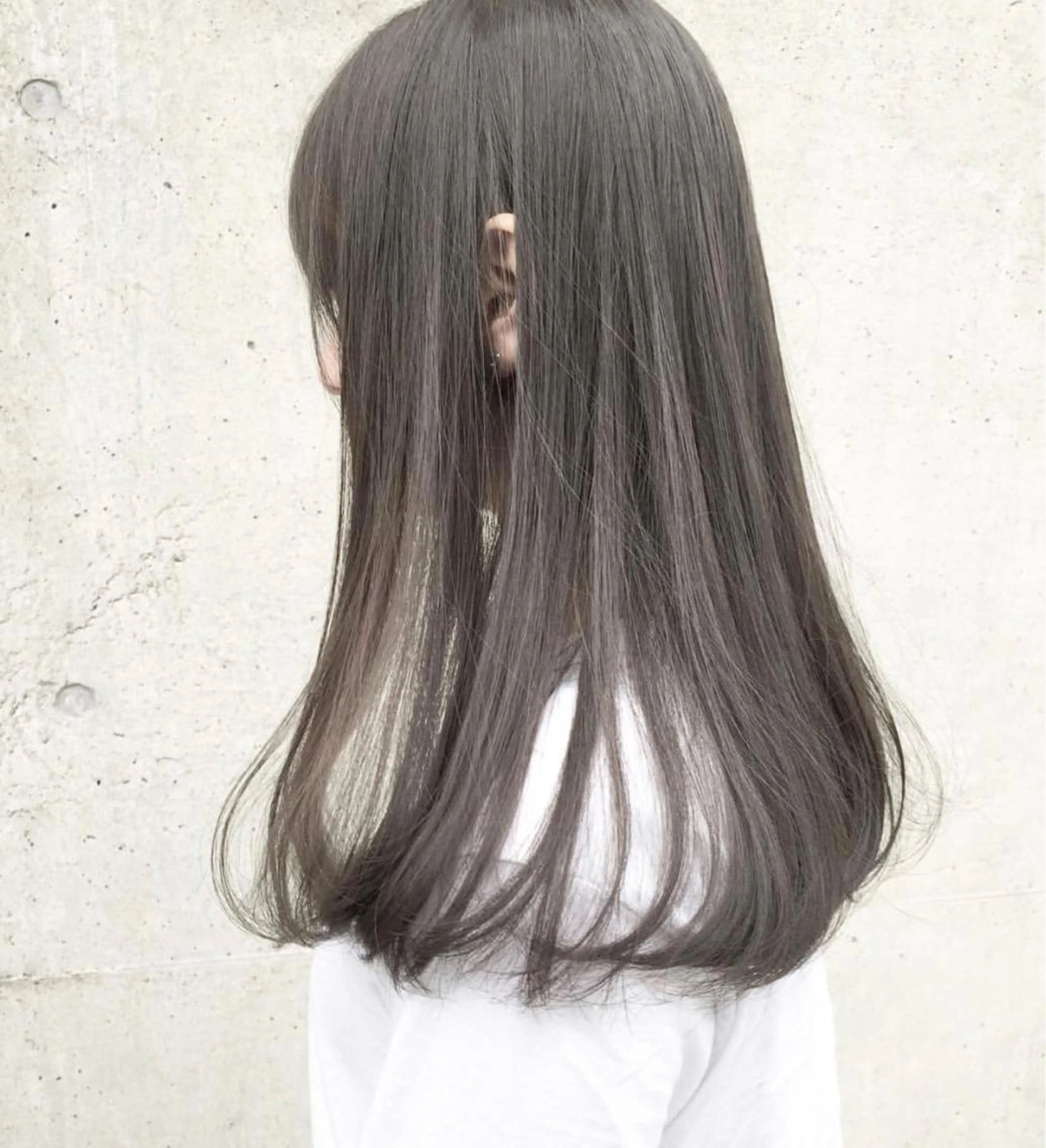 セミロング 井上 美穂のヘアスタイル