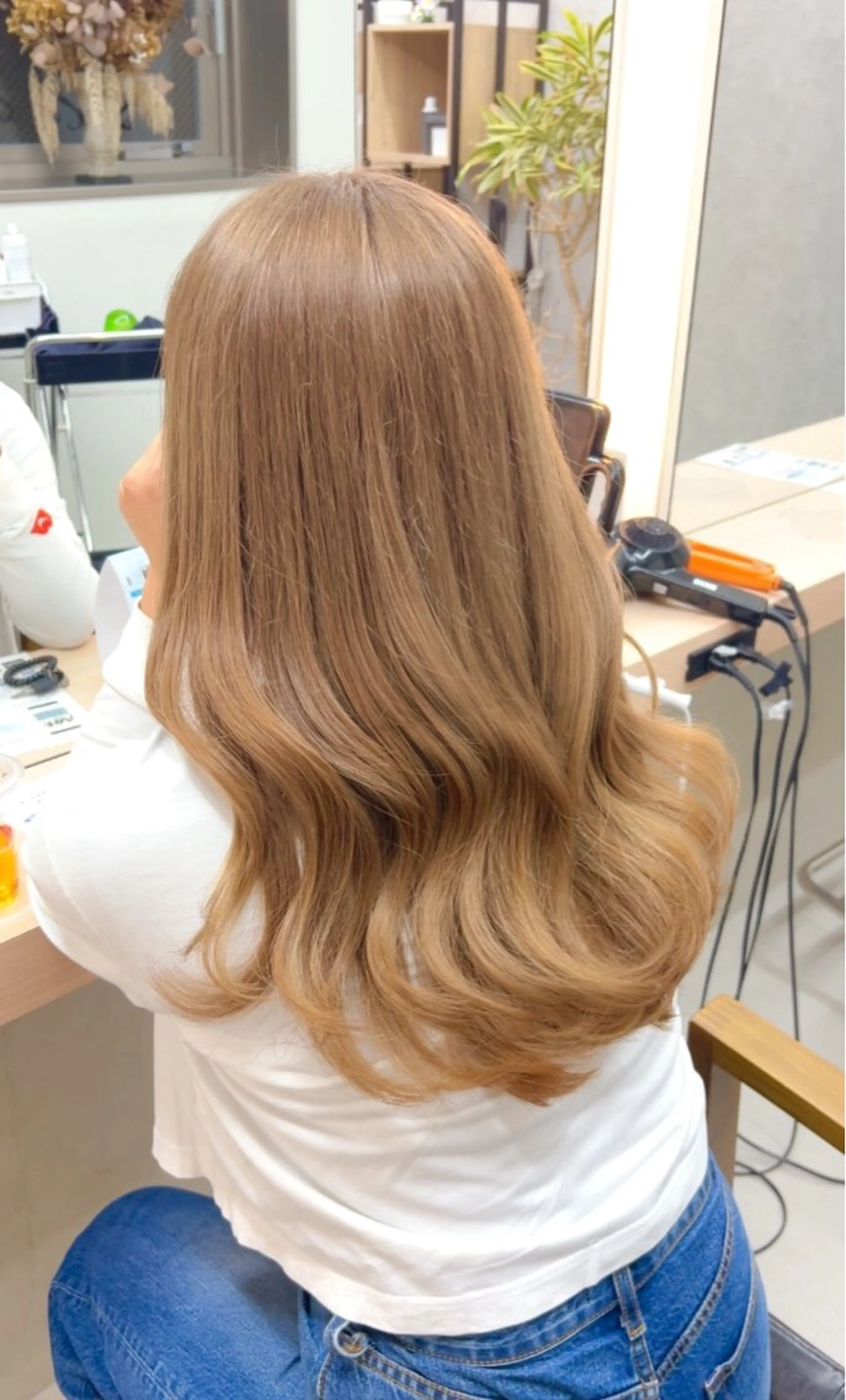 セミロング カラー GRAN LUSSO 【MIHARU】のヘアスタイル