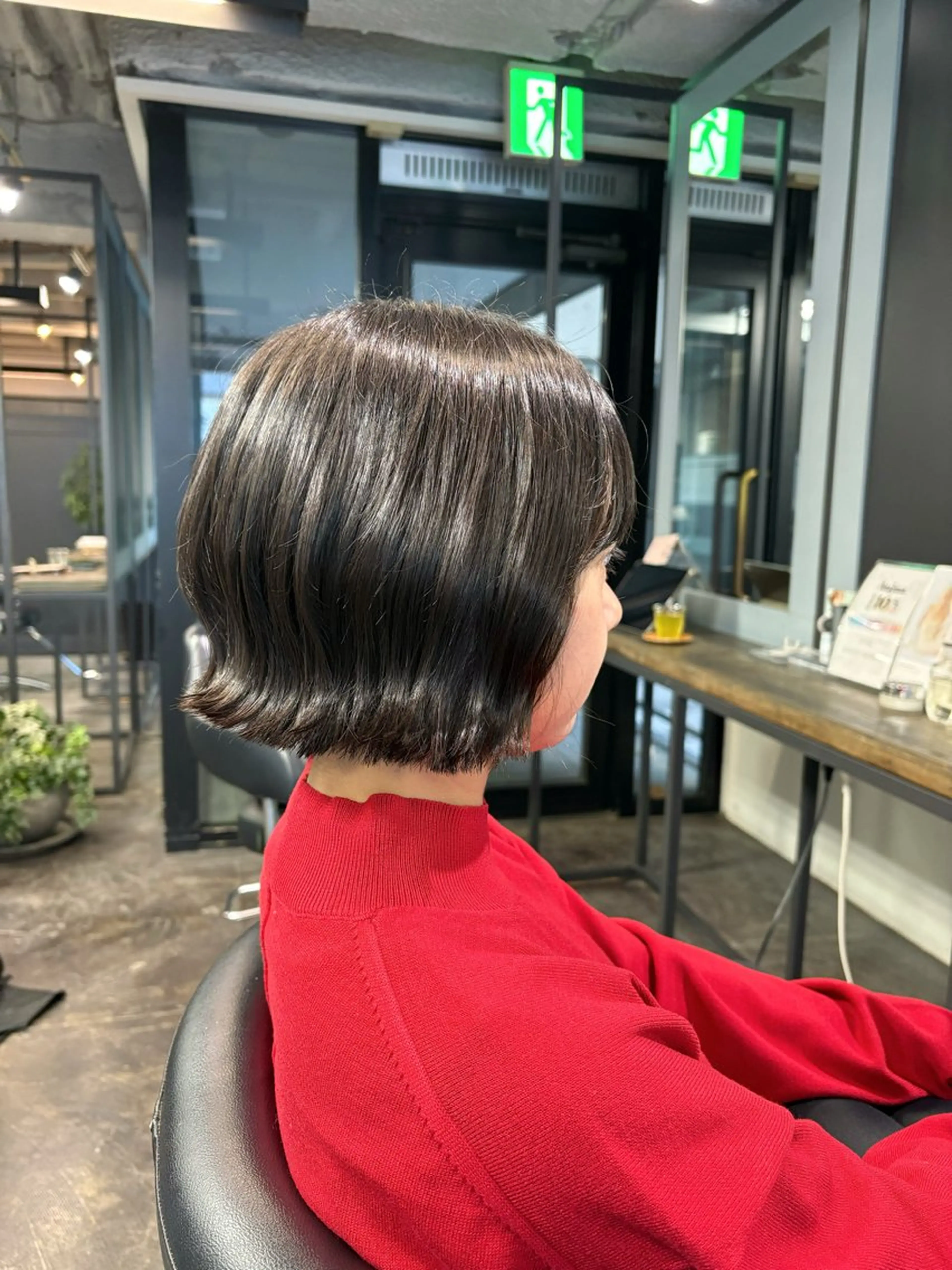 ショート ボブ カット 暖色カラー/髪質改善 🐮ユイカのヘアスタイル