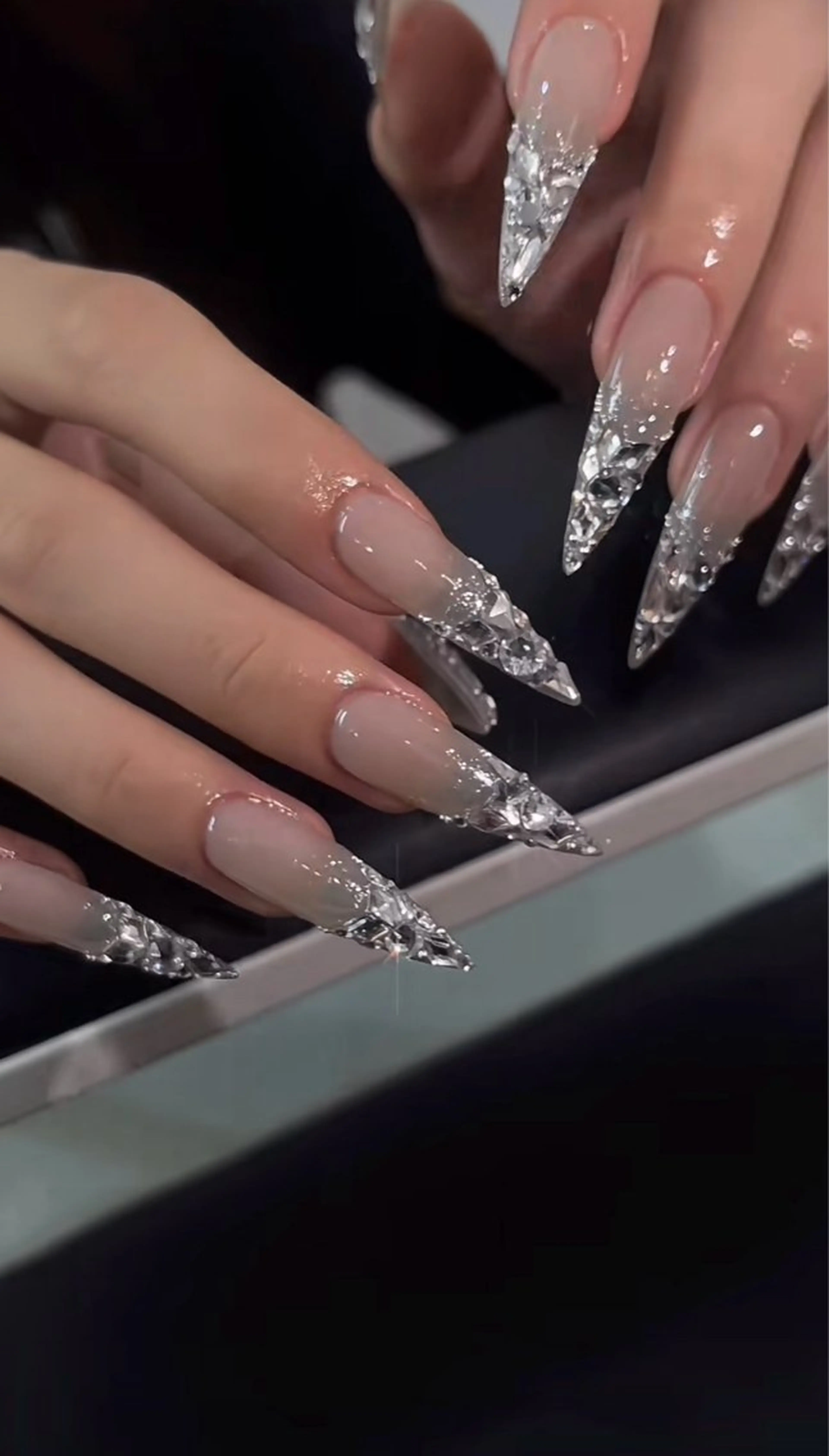 ネイル LISA ANA.CHUOのネイルデザイン