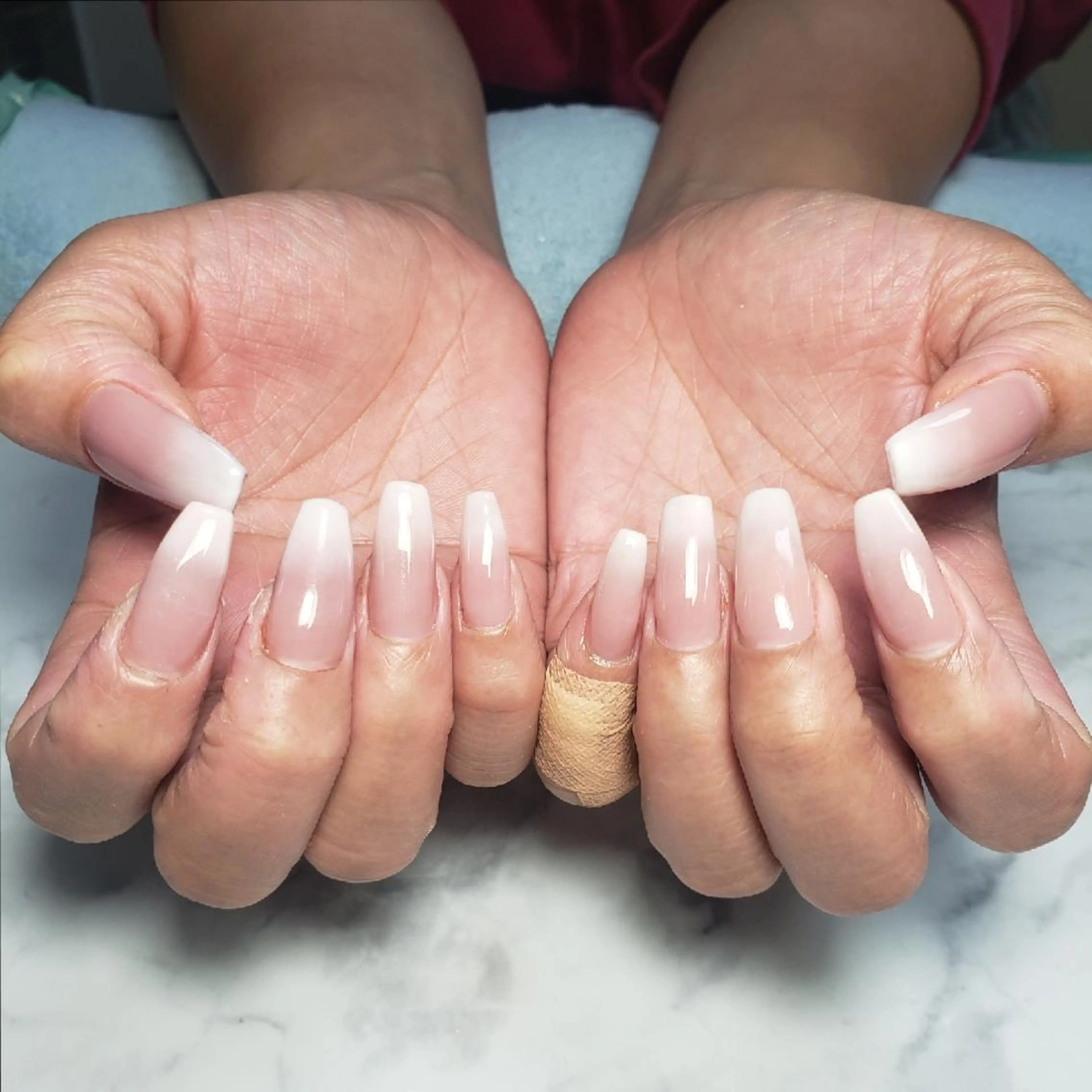 ネイル ハンドネイル ビジュード ネイルのネイルデザイン