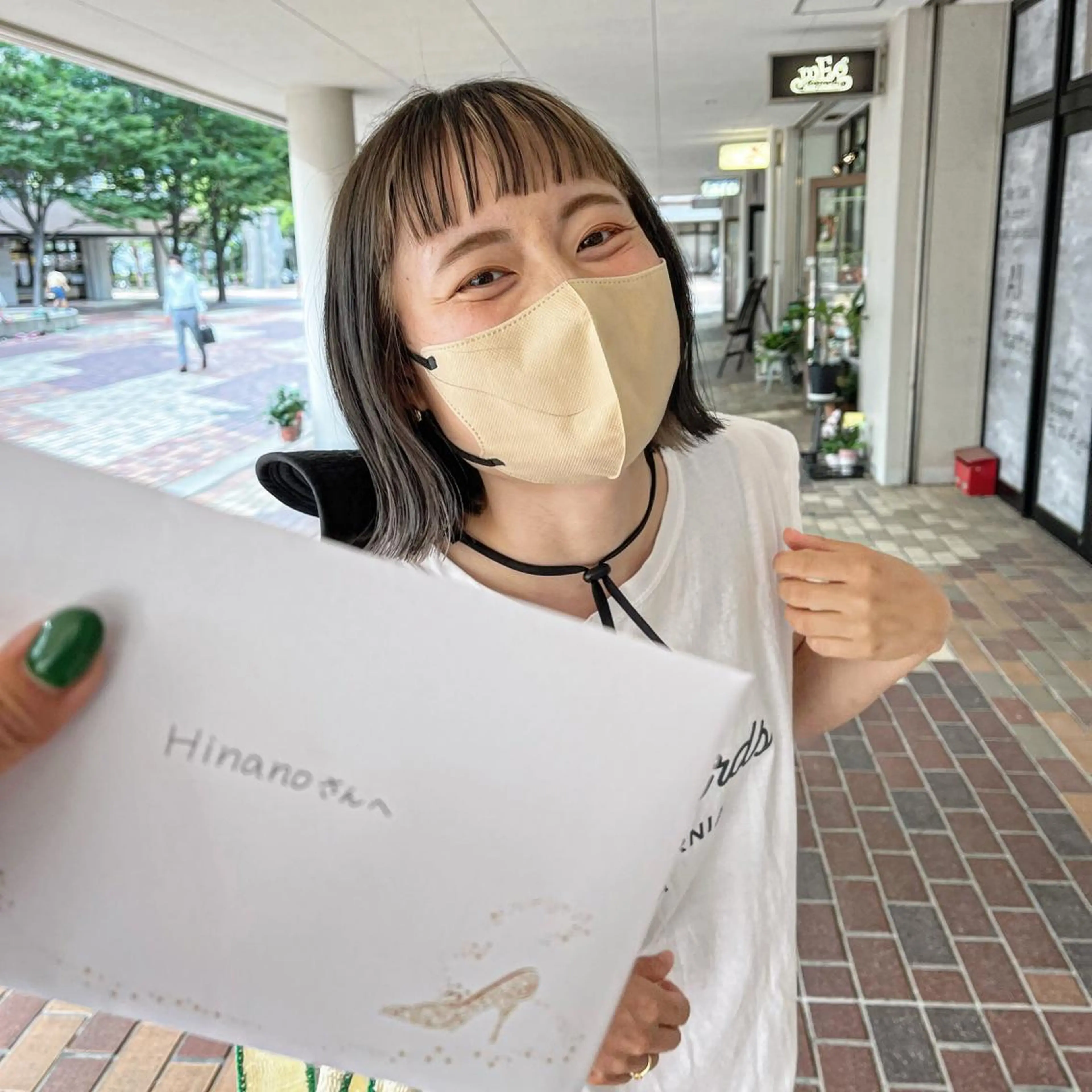 ミディアム カラー カット ヘアカラー 荒川 ひなの 新川崎のヘアスタイル