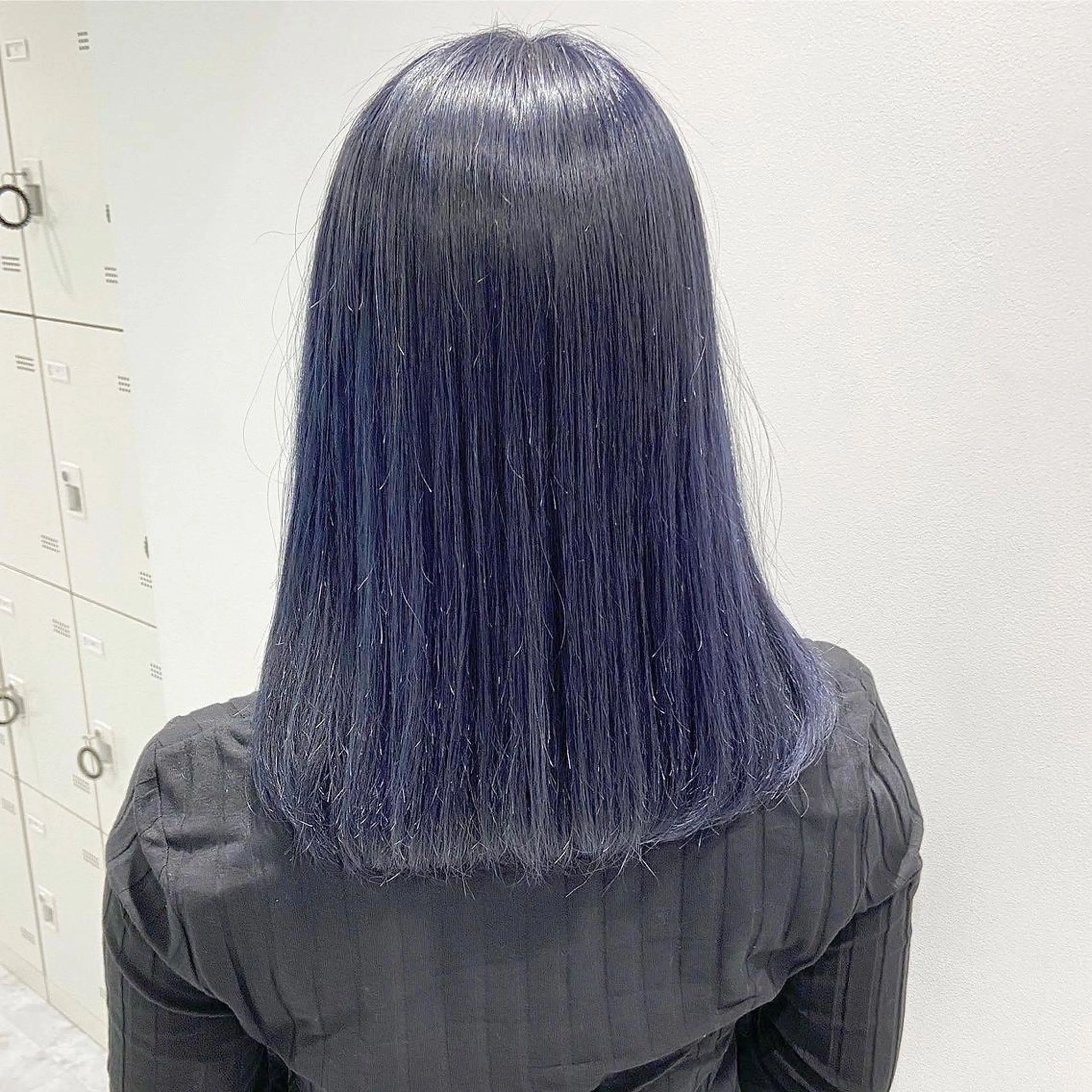 セミロング カラー ブルーカラー ネイビーカラー ベージュカラー💖 やすひろのヘアスタイル