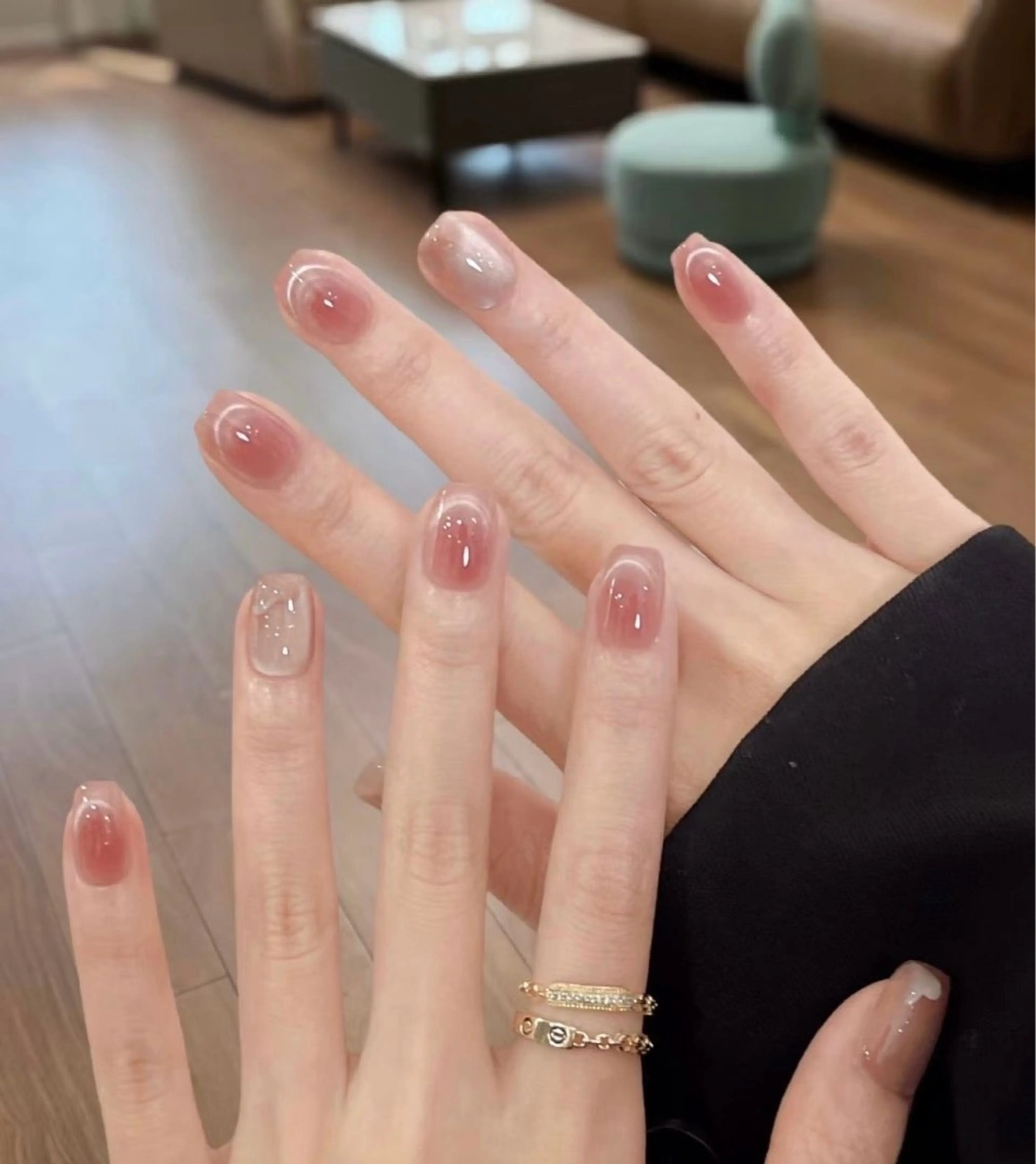 ネイル フレンチネイル マグネットネイル マグネットフレンチ ワンホンネイル seiko nailのネイルデザイン