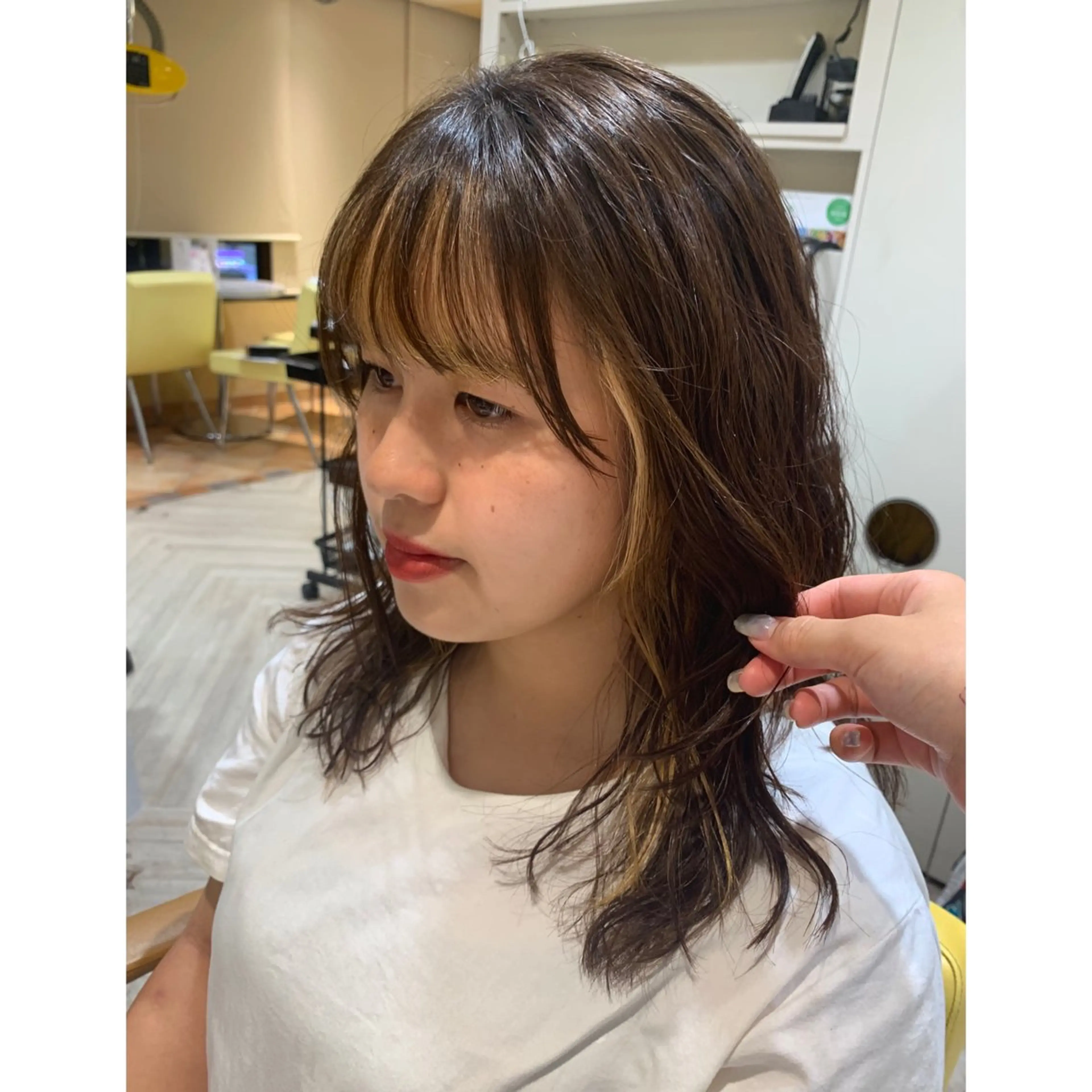 セミロング パーマ セミロングパーマ tokute よしかわなお🍒のヘアスタイル