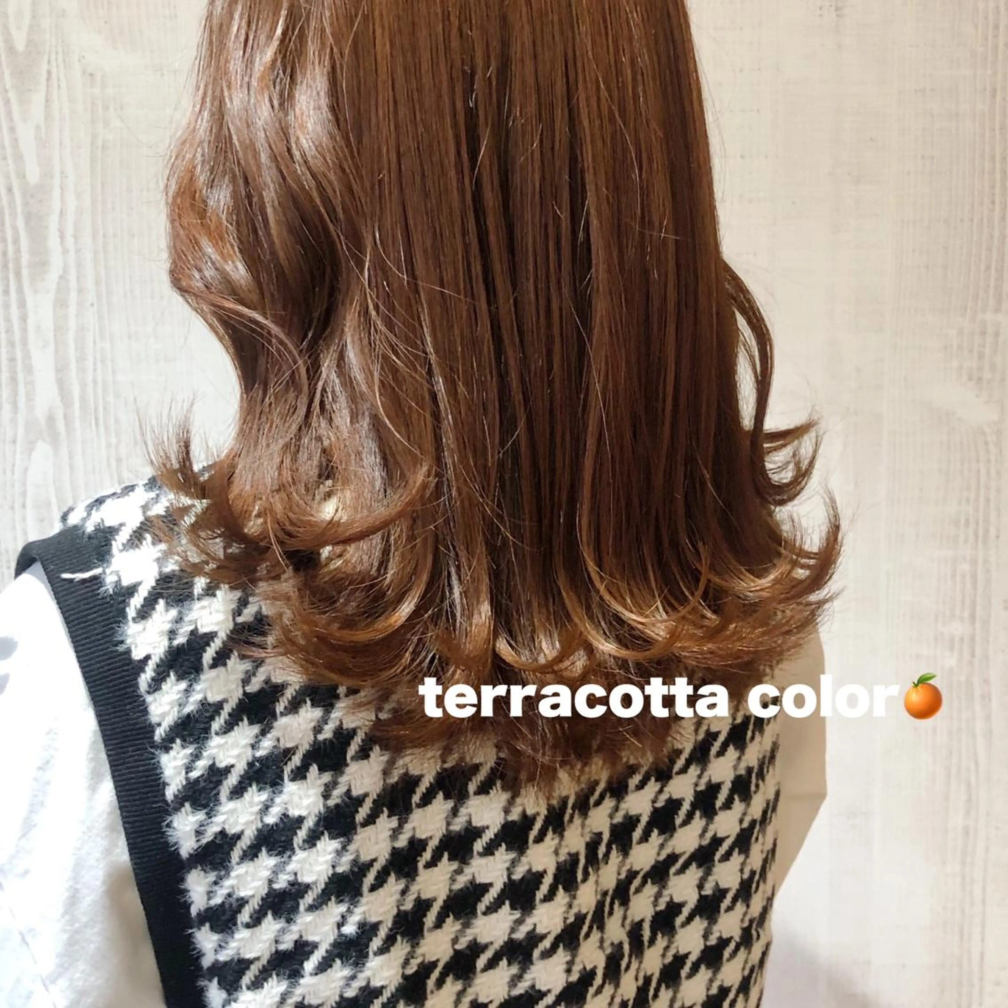 ミディアム A. Seoのヘアスタイル