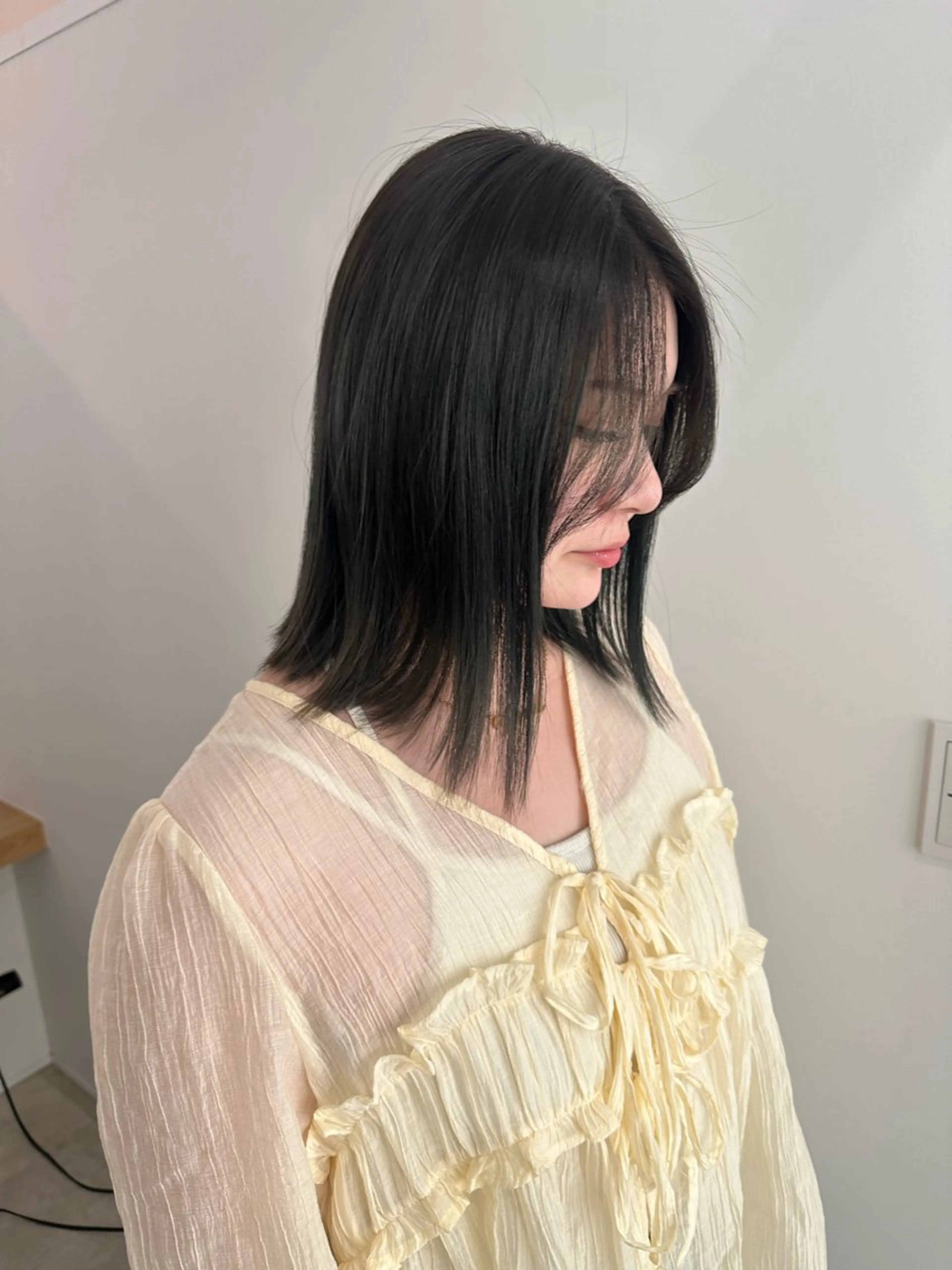 ミディアム カラー ヘアカラー トリートメント レイヤー/ナチュラル 💐nao.のヘアスタイル