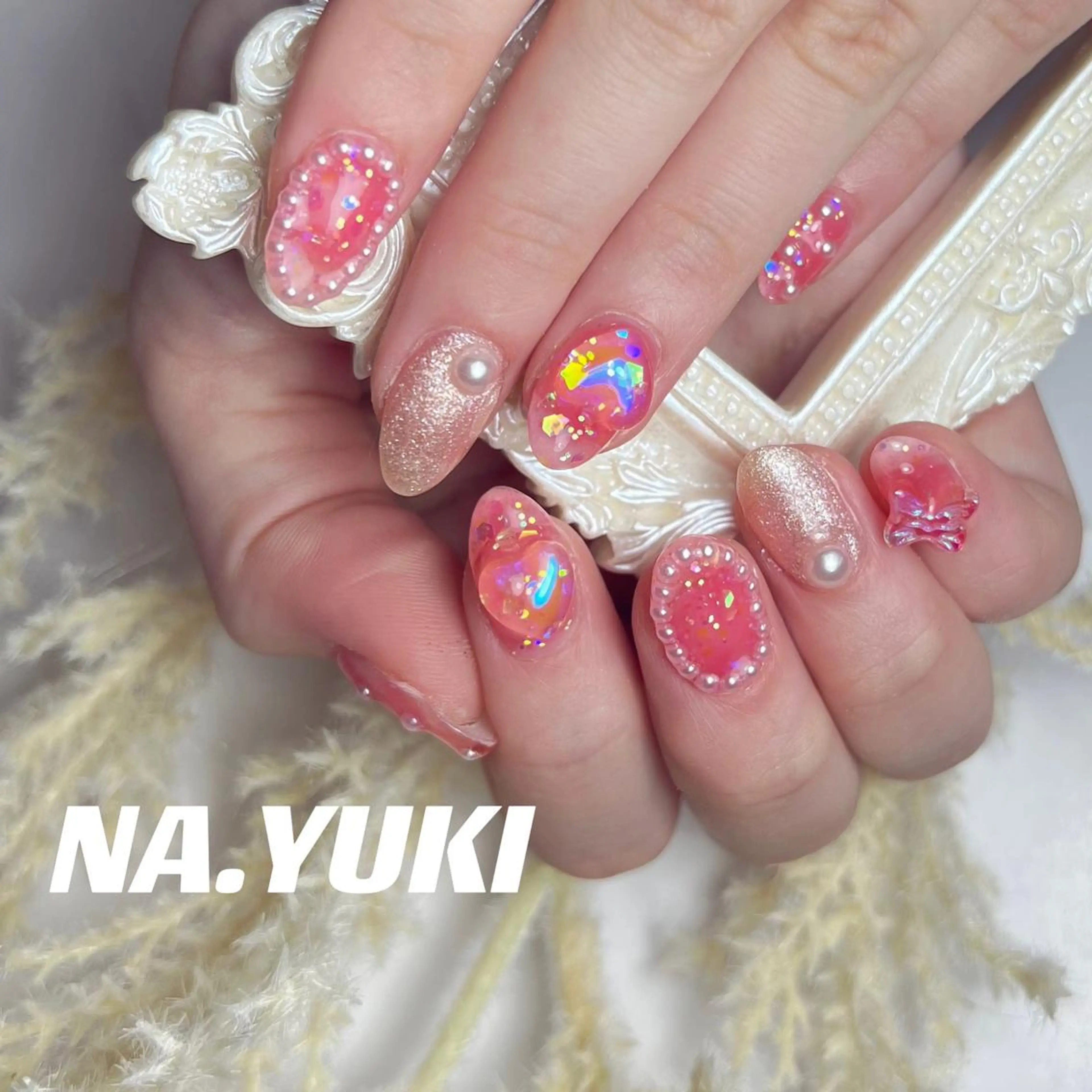 ネイル 🦋 Queenieのネイルデザイン