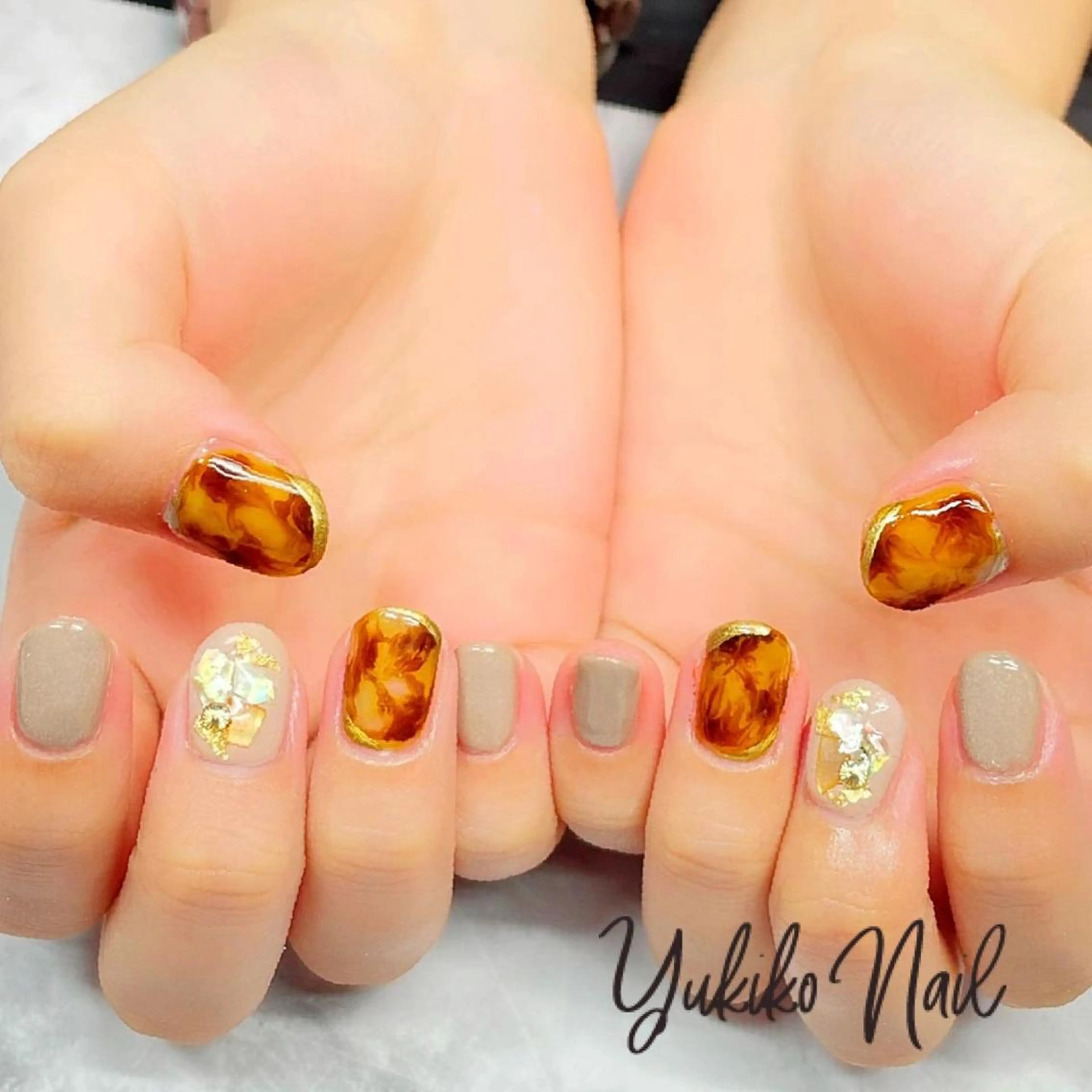ネイル べっ甲ネイル ハンドネイル ユキコ ネイルのネイルデザイン