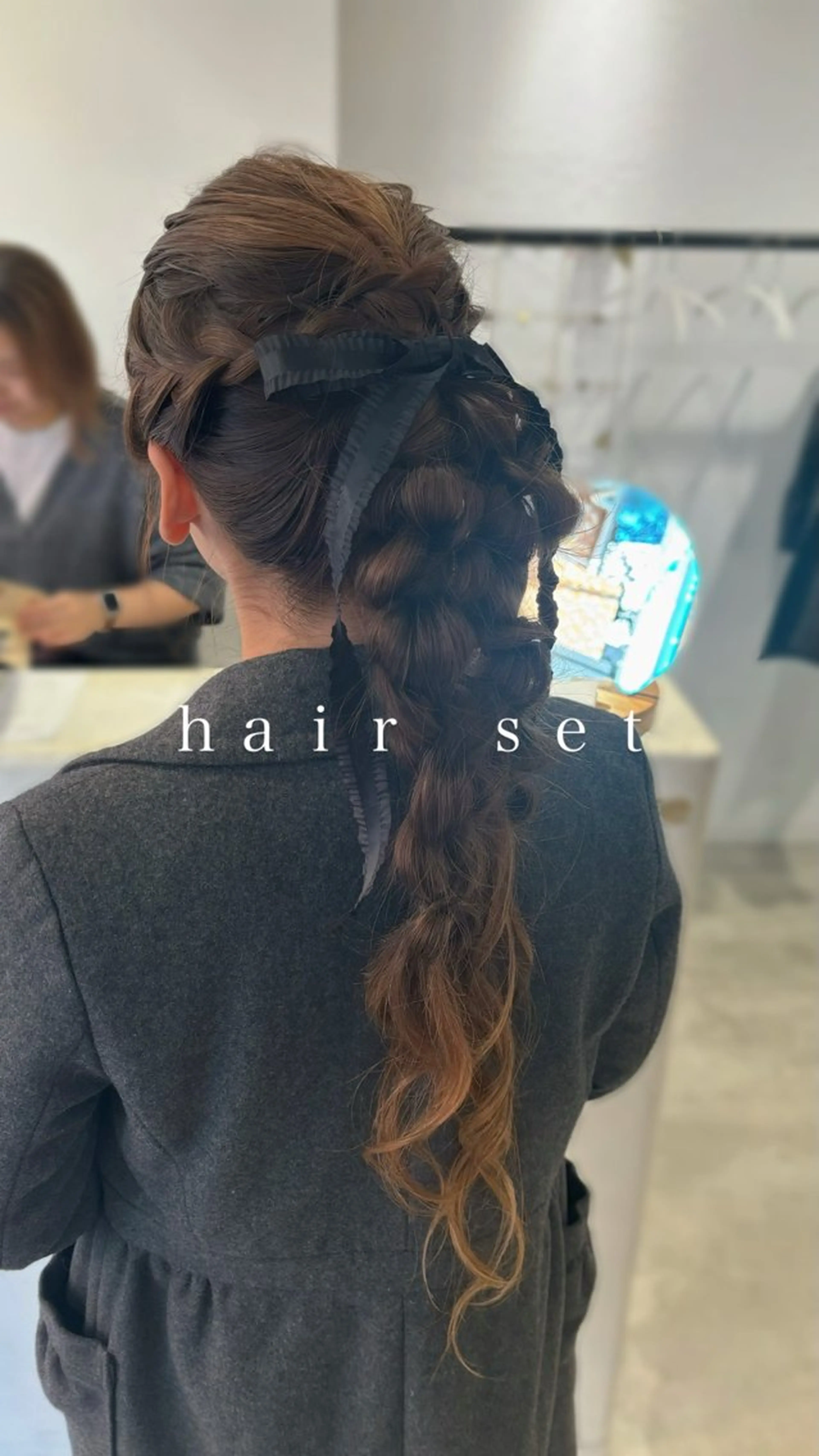ロング ヘアアレンジ hair shioのヘアスタイル