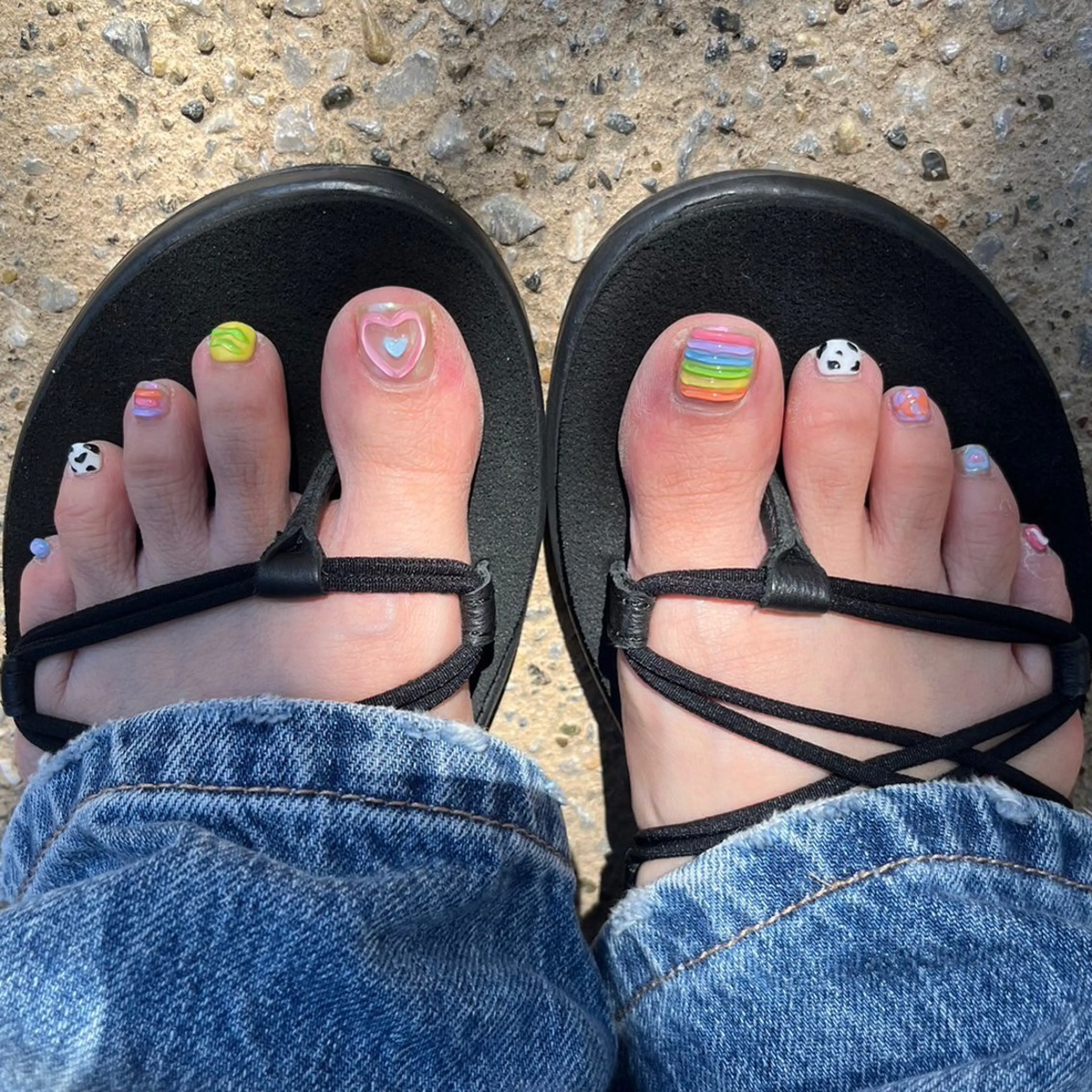 ネイル フットネイル HIKARI 4uまつ毛ネイルのネイルデザイン