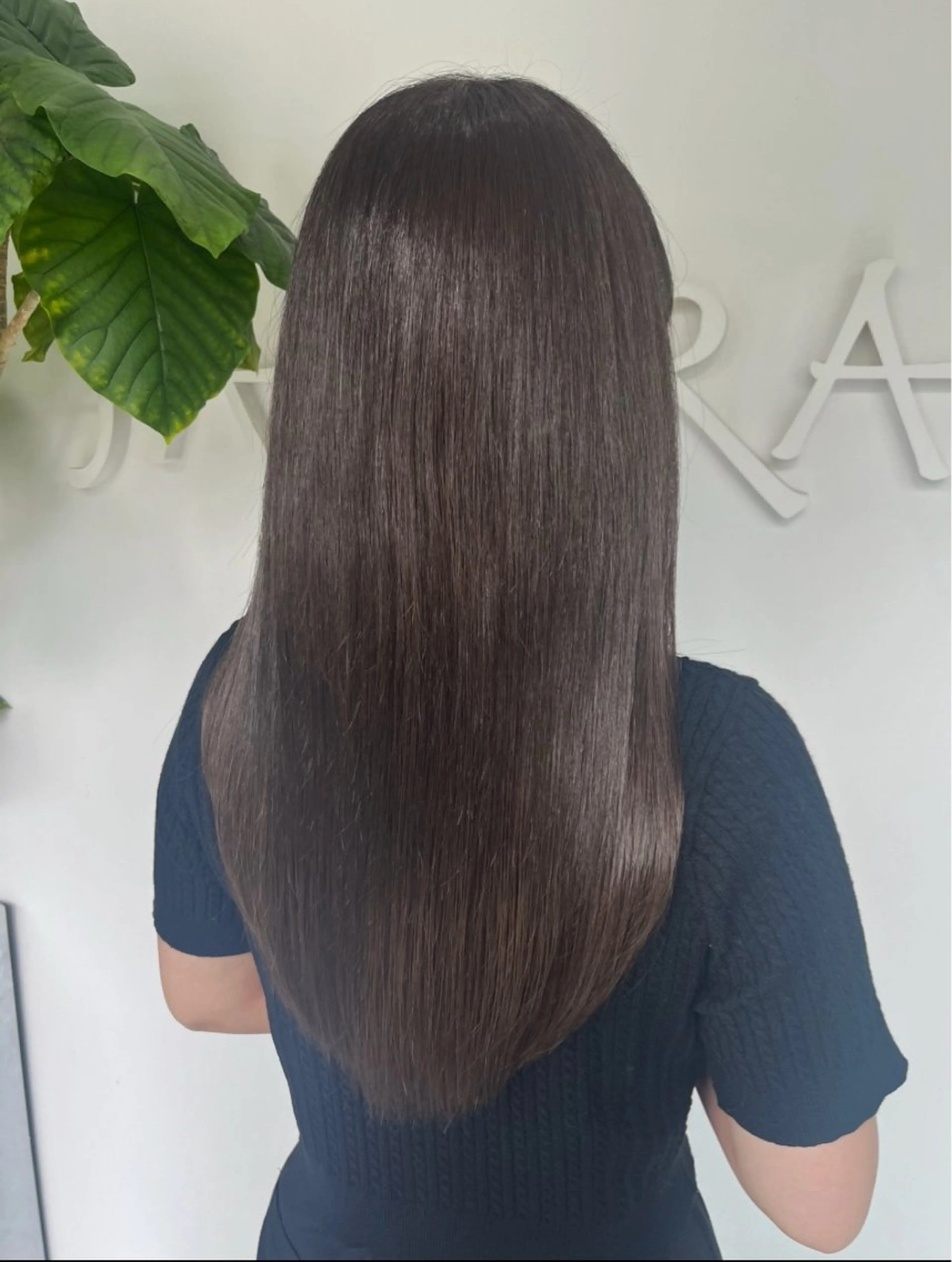 ロング カラー 透明感カラー カット ヘアカラー トリートメント 透明感カラー／ 艶感カラー／RAMUのヘアスタイル