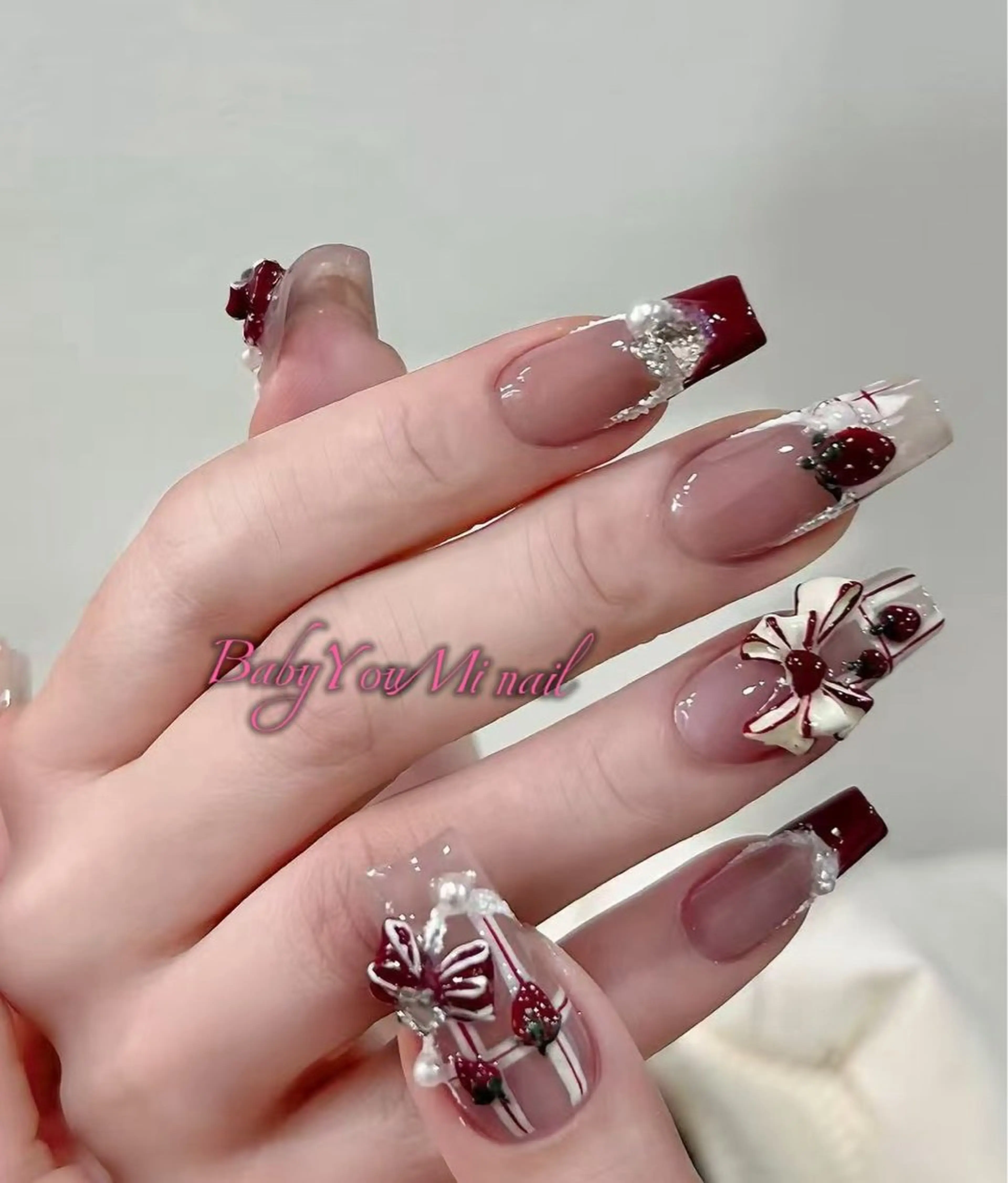 ネイル オーロラネイル 成人式 フットネイル フレンチネイル ジェルネイル ハンドネイル 相沢 さやかのネイルデザイン