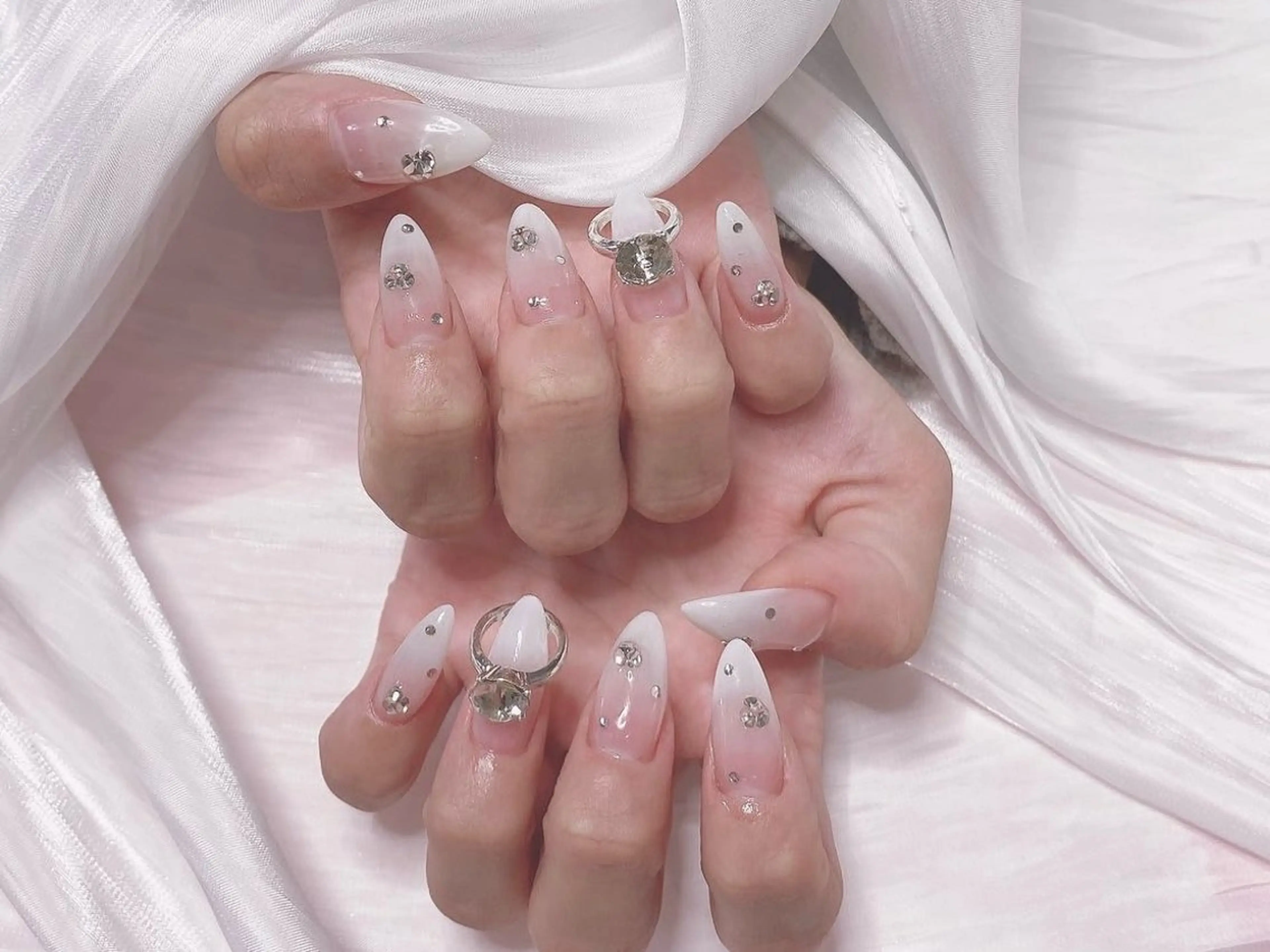 ネイル ジョリ kasumi🌹💅のネイルデザイン