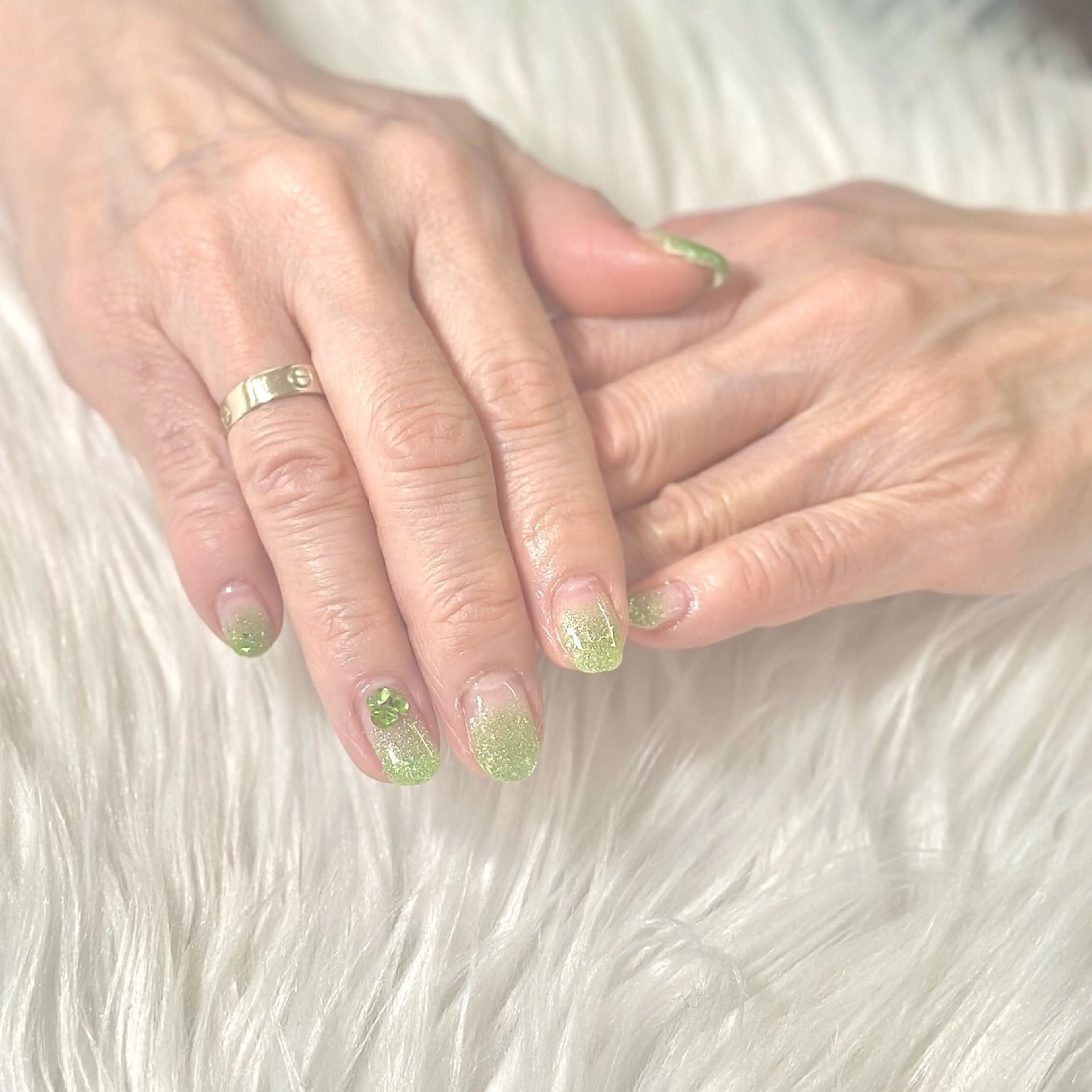 ネイル グラデーション ラメ(グリッター) ラメグラデーション Heartnail Hino Reinaのネイルデザイン