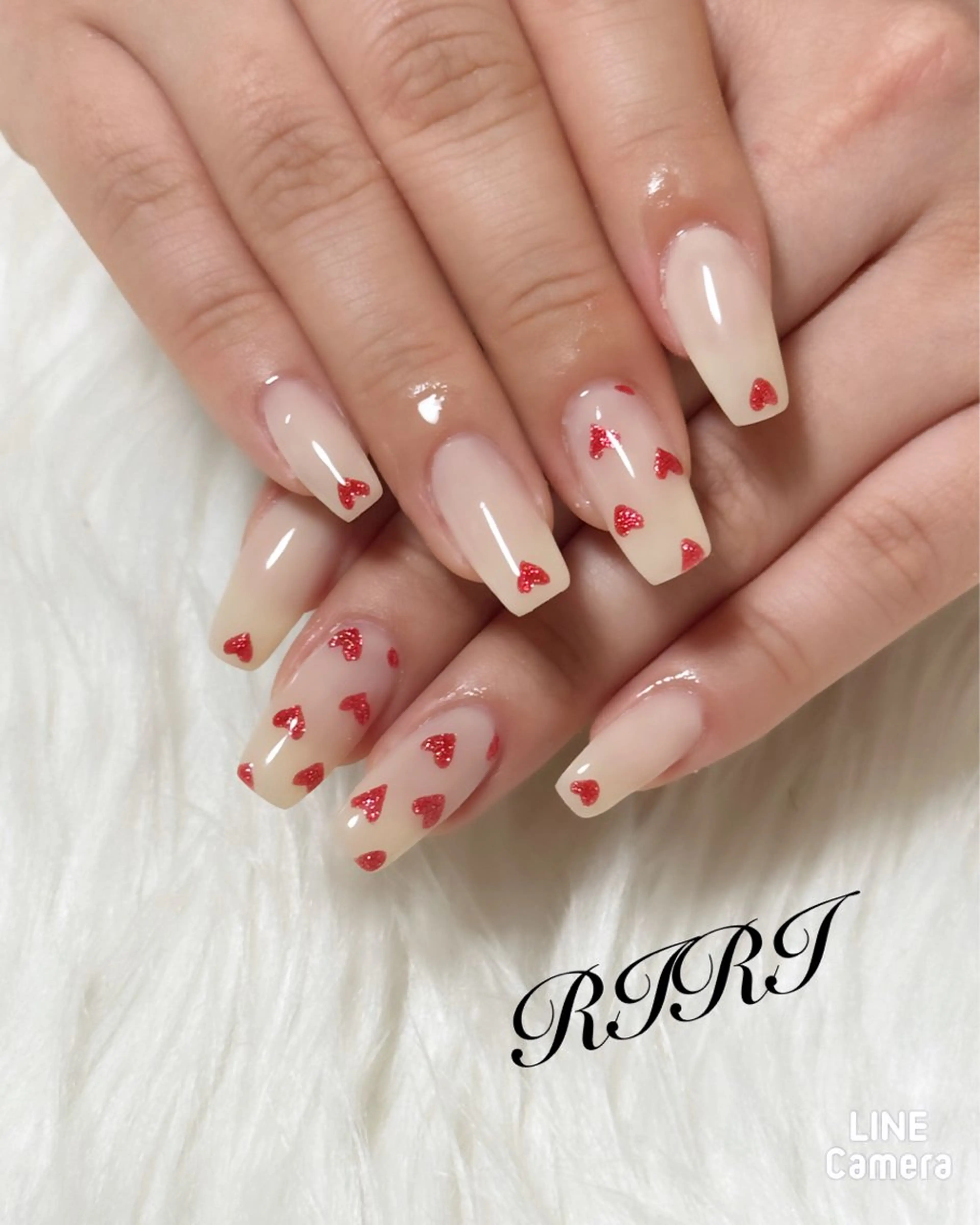 ネイル ジェルネイル ハート キラキラネイル 韓国ネイル オフィスネイル ハンドネイル riri オーナーのネイルデザイン