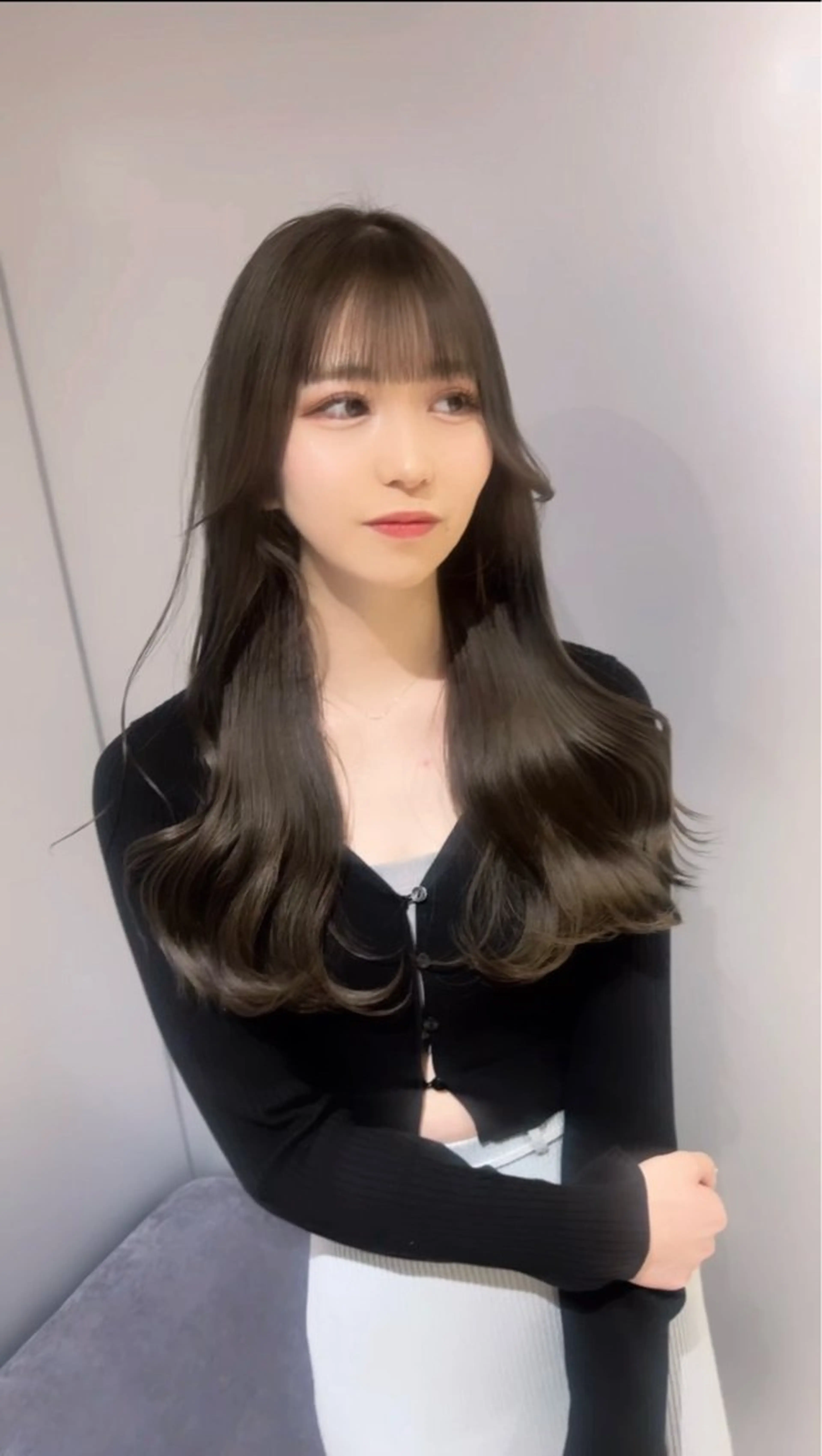 セミロング カラー 透明感カラー 髪質改善 レイヤーカット 似合わせカット おくれ毛 カット ヘアカラー トリートメント レイヤー×髪質改善 マネージャー安藤光司のヘアスタイル