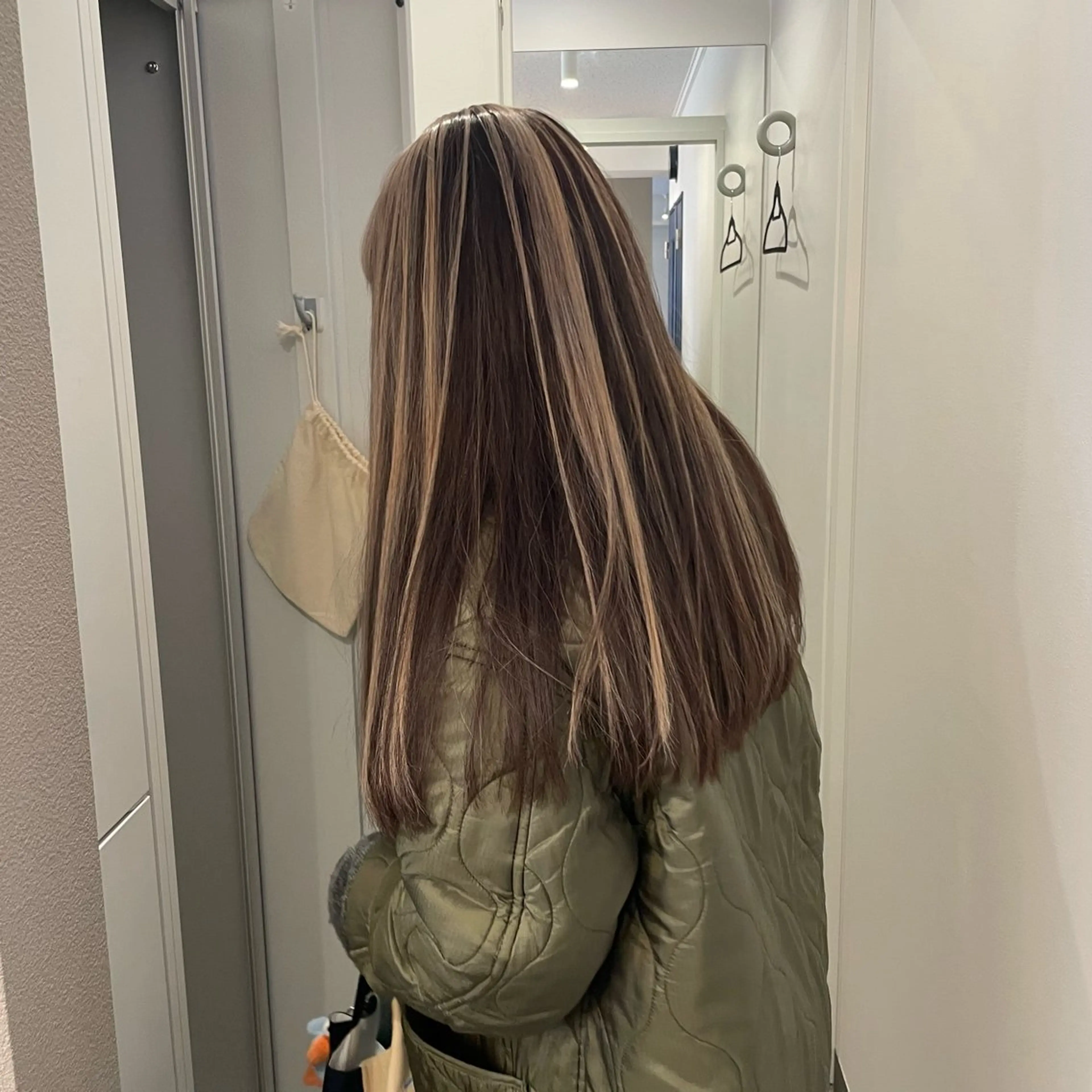 ロング カラー ベージュカラー ブリーチ 透明感カラー デザインカラー ハイライトカラー ヘアカラー ❄️透明感カラー / ハイトーン❄️WAOのヘアスタイル