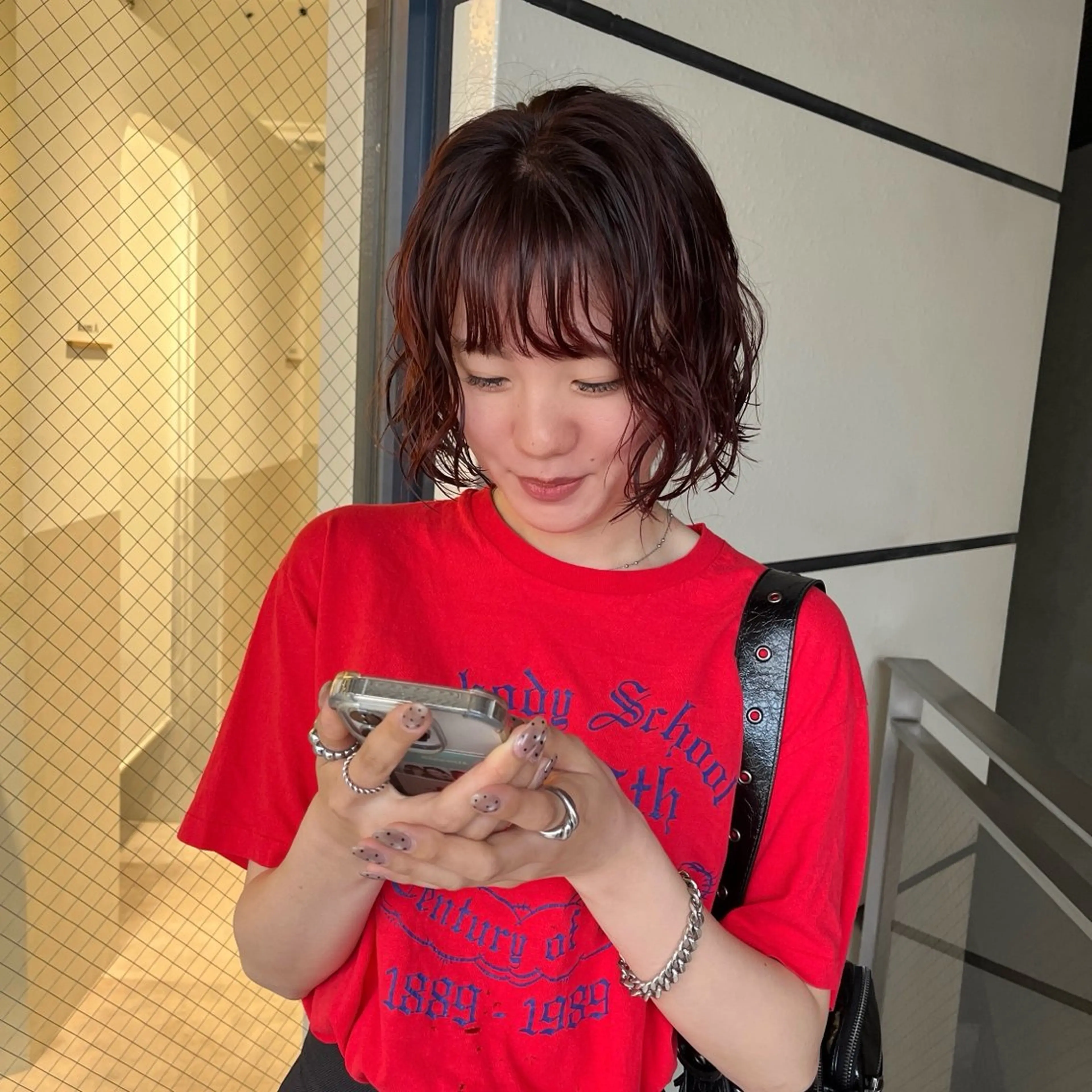 ショート カラー パーマ ベージュカラー ブリーチ 透明感カラー ダブルカラー ボブ カット ヘアカラー トリートメント 髪質改善カラー/ボブ 🌻Mutsumiのヘアスタイル