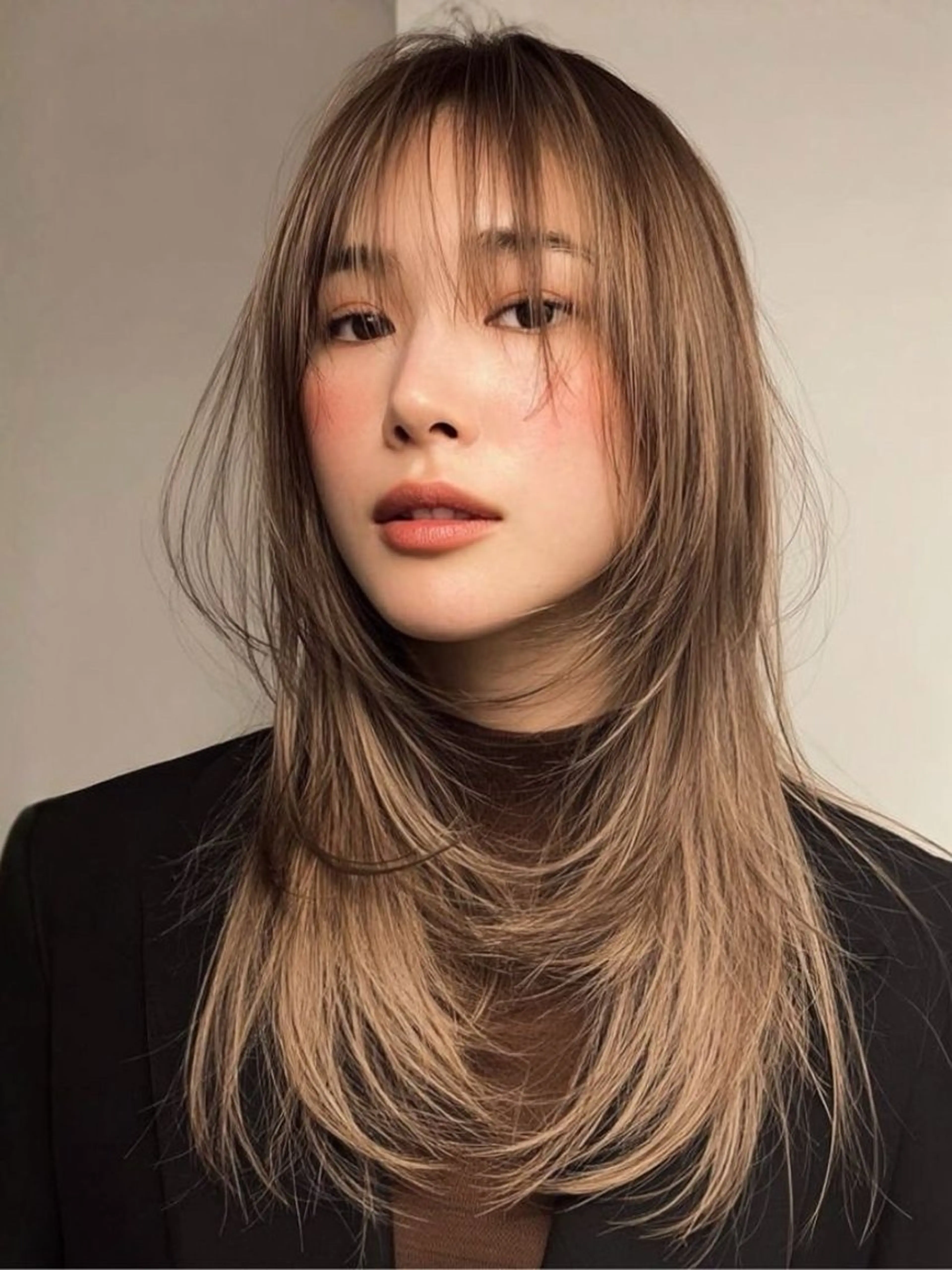 ロング カラー ☁️透明感カラー× レイヤー ☁️ノアのヘアスタイル