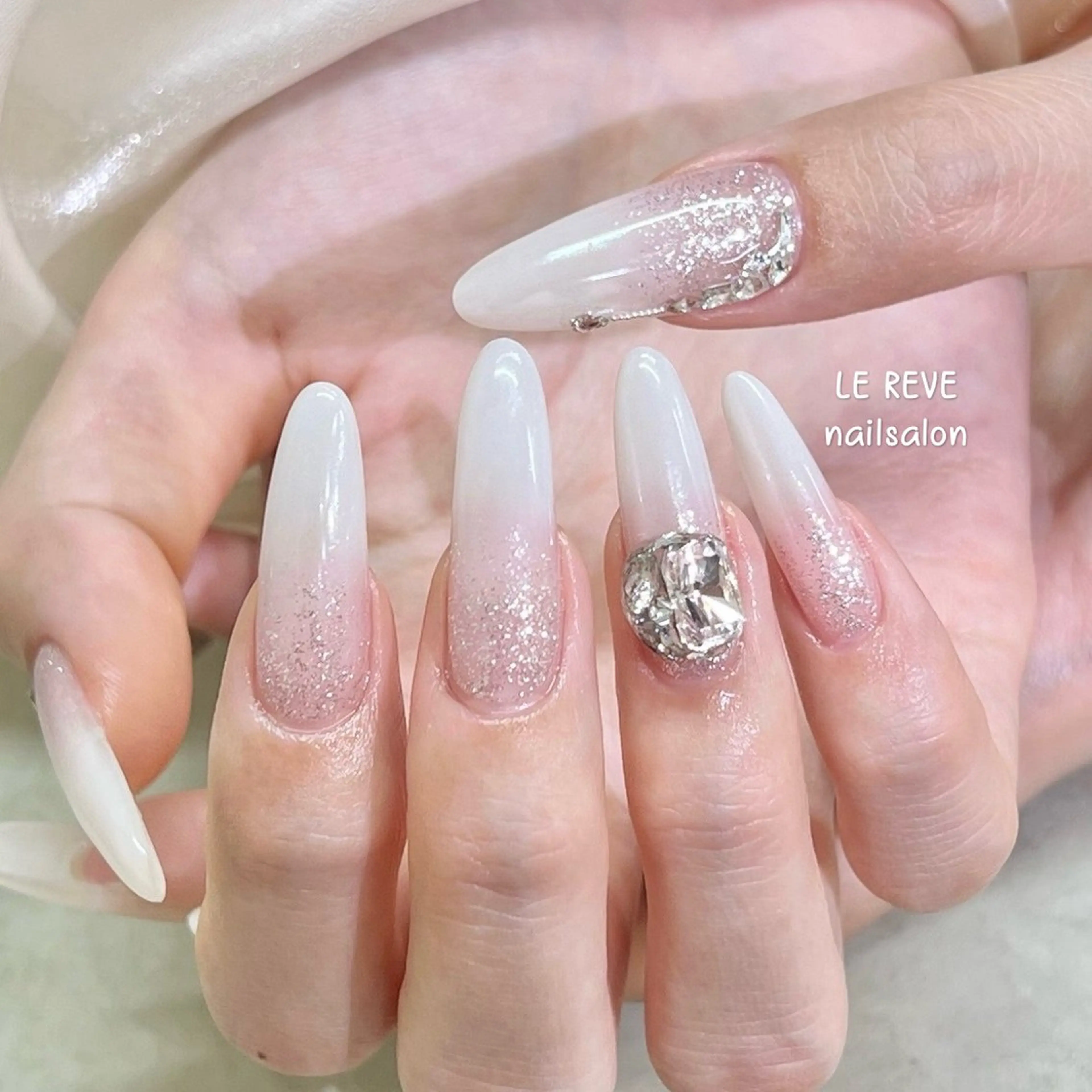ネイル LE REVE nailsalonのネイルデザイン