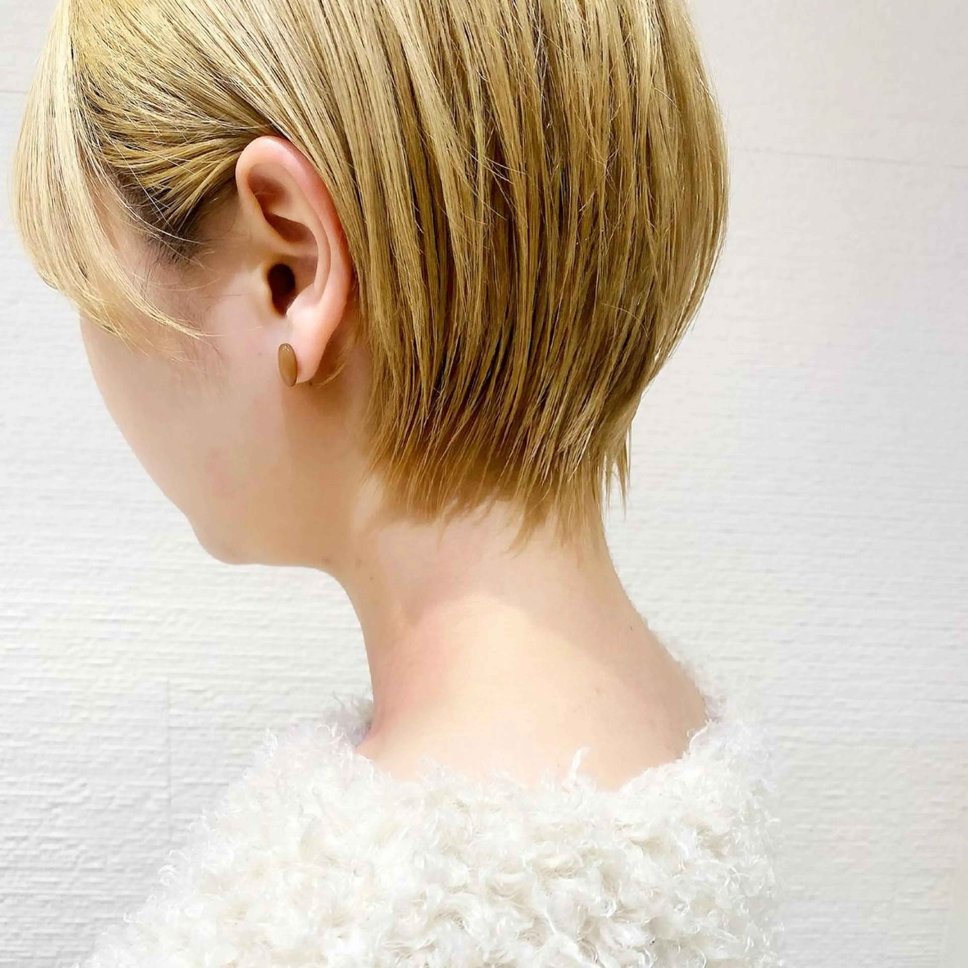 ショート 三鷹で1番ショート ボブをカットする新谷のヘアスタイル