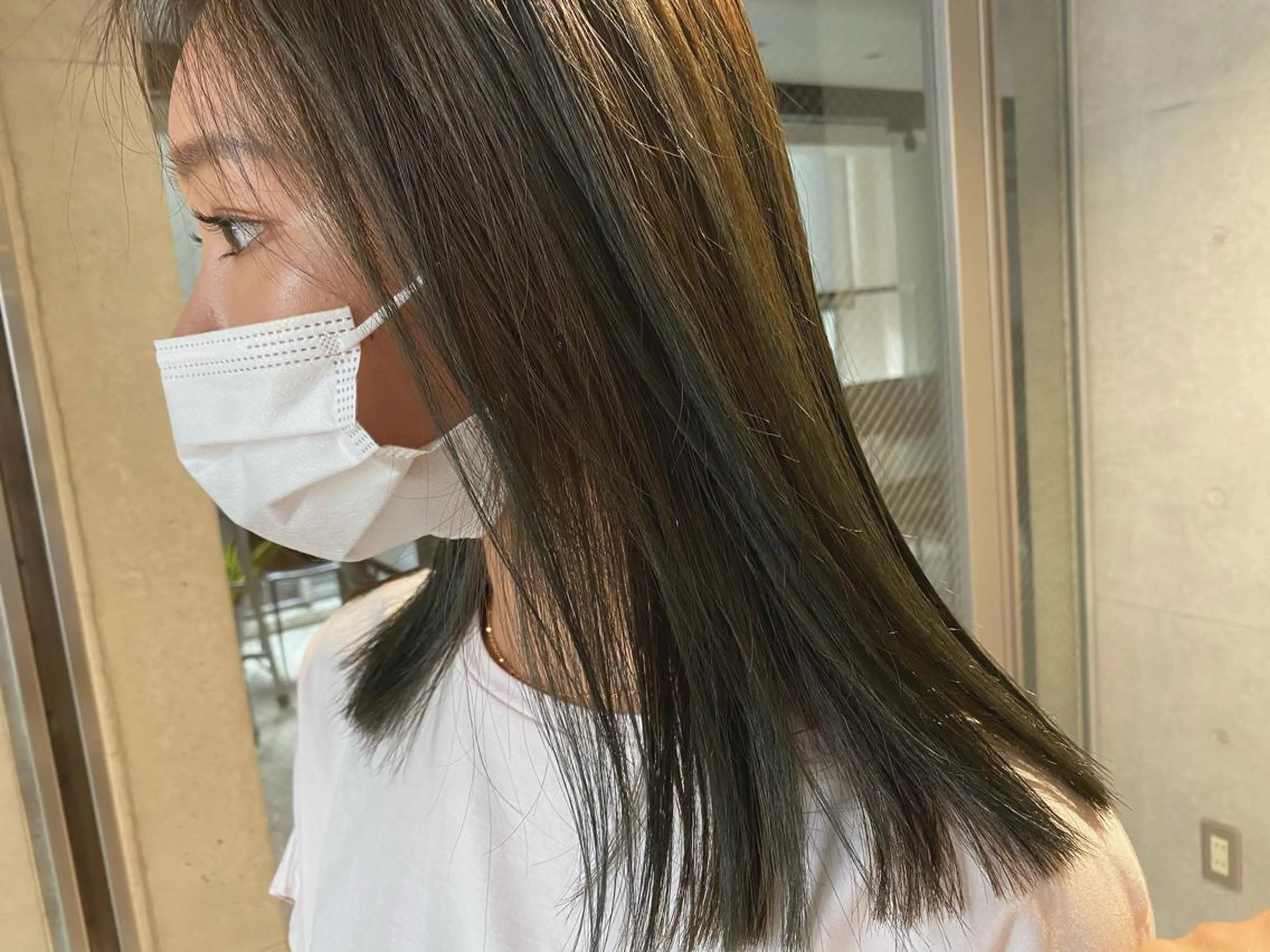 ミディアム ハイライト 山本 銘子のヘアスタイル