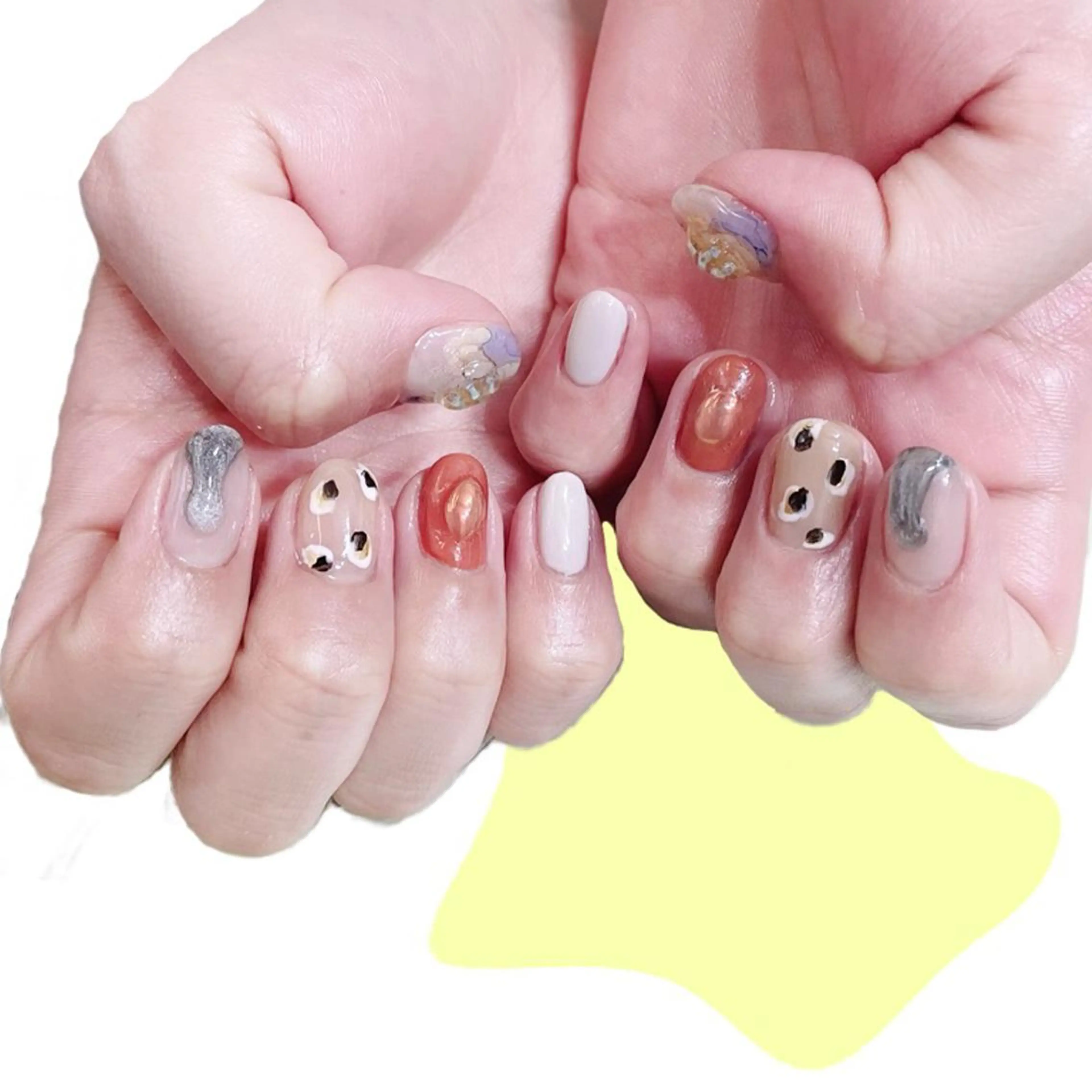 ネイル オーロラネイル 桜ネイル 氷ネイル・うるうるネイル 韓国ネイル マグネットネイル ハンドネイル VOLLMOND nailのネイルデザイン