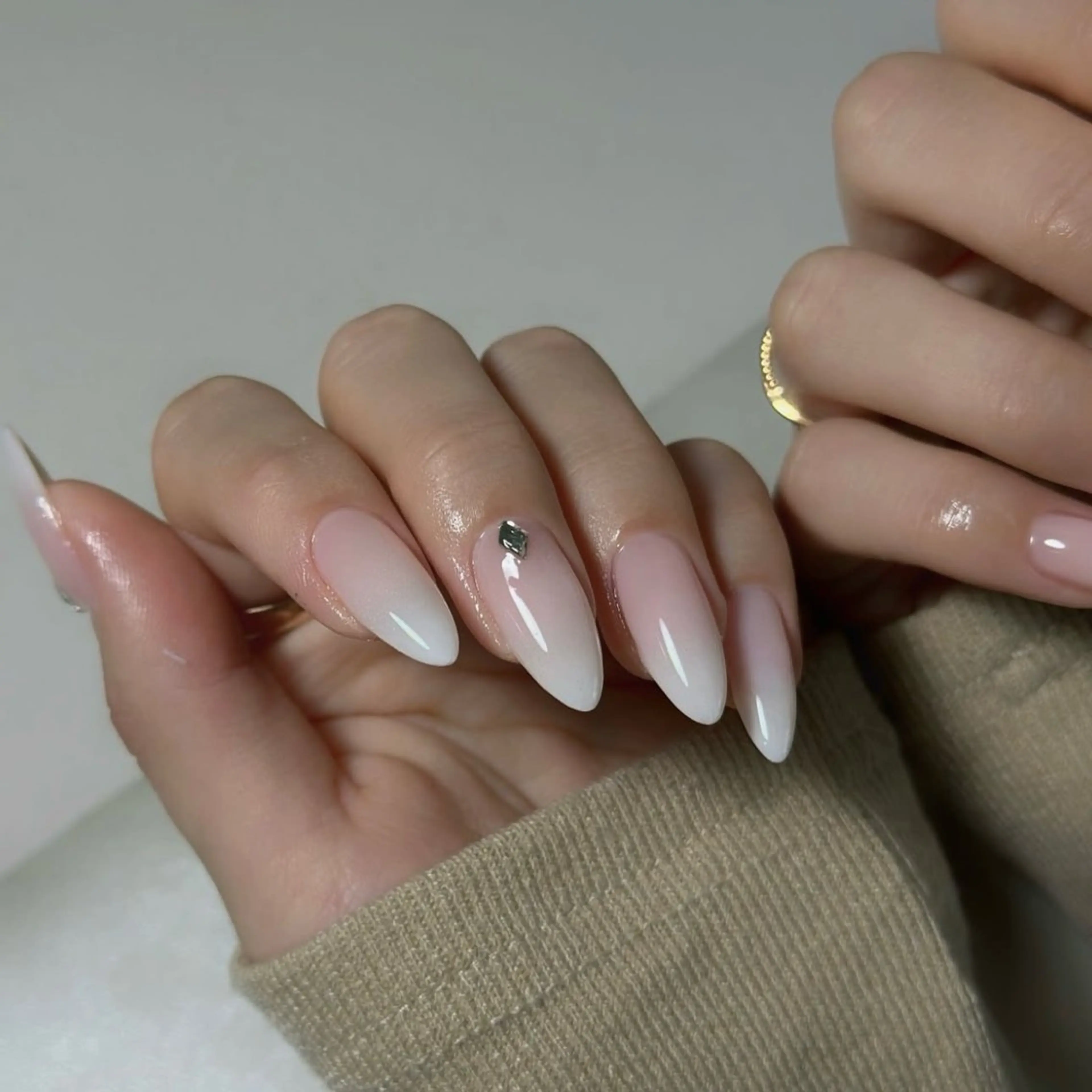 ネイル アートネイル フレンチネイル ジェルネイル グラデーション 韓国ネイル Akina Nailのネイルデザイン