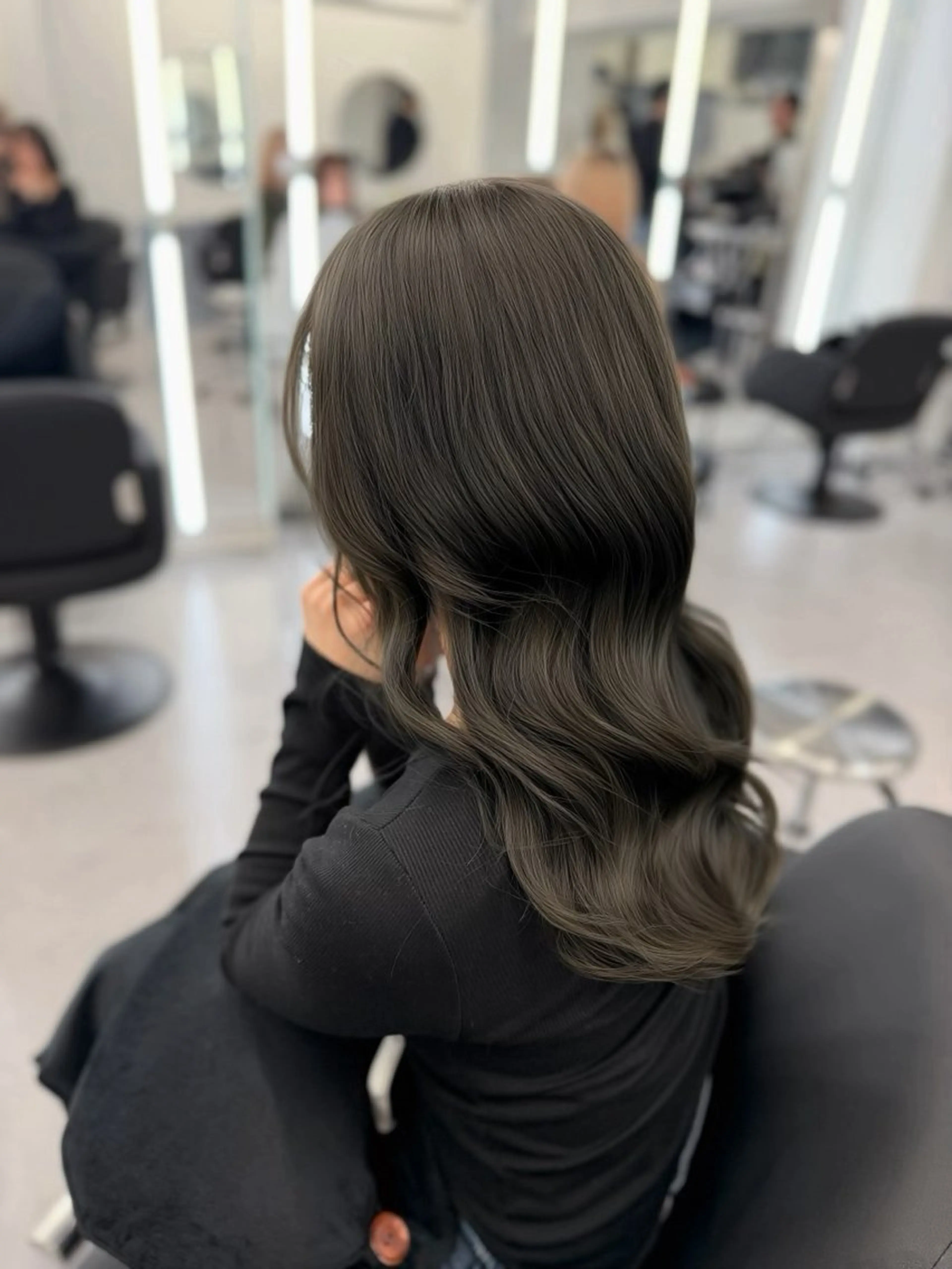 ロング ヘアカラー eco/堀江/ 艶カラー/髪質改善のヘアスタイル