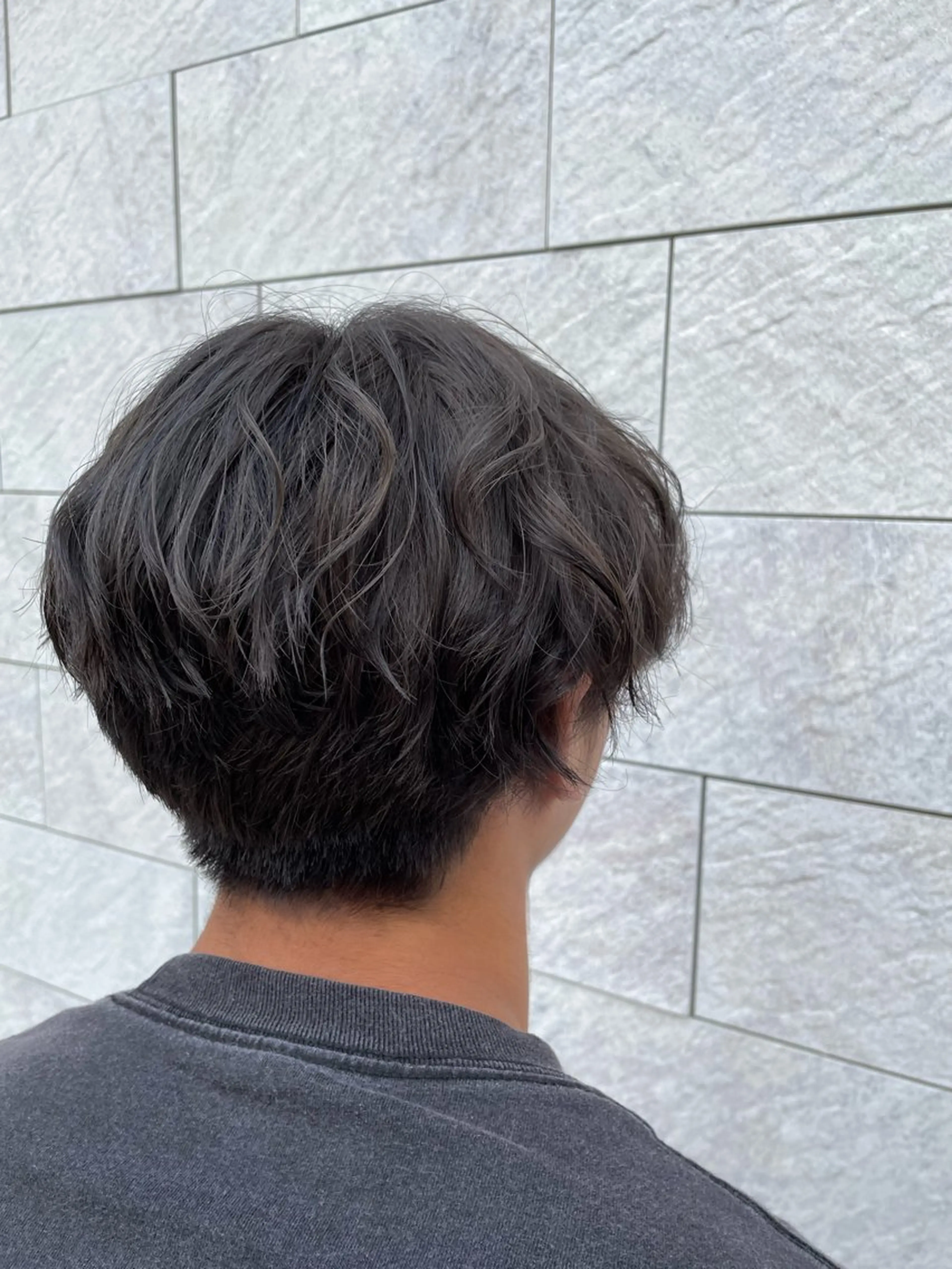 ショート メンズ 横浜🦋ハイトーン 🫐シャドウルーツのヘアスタイル