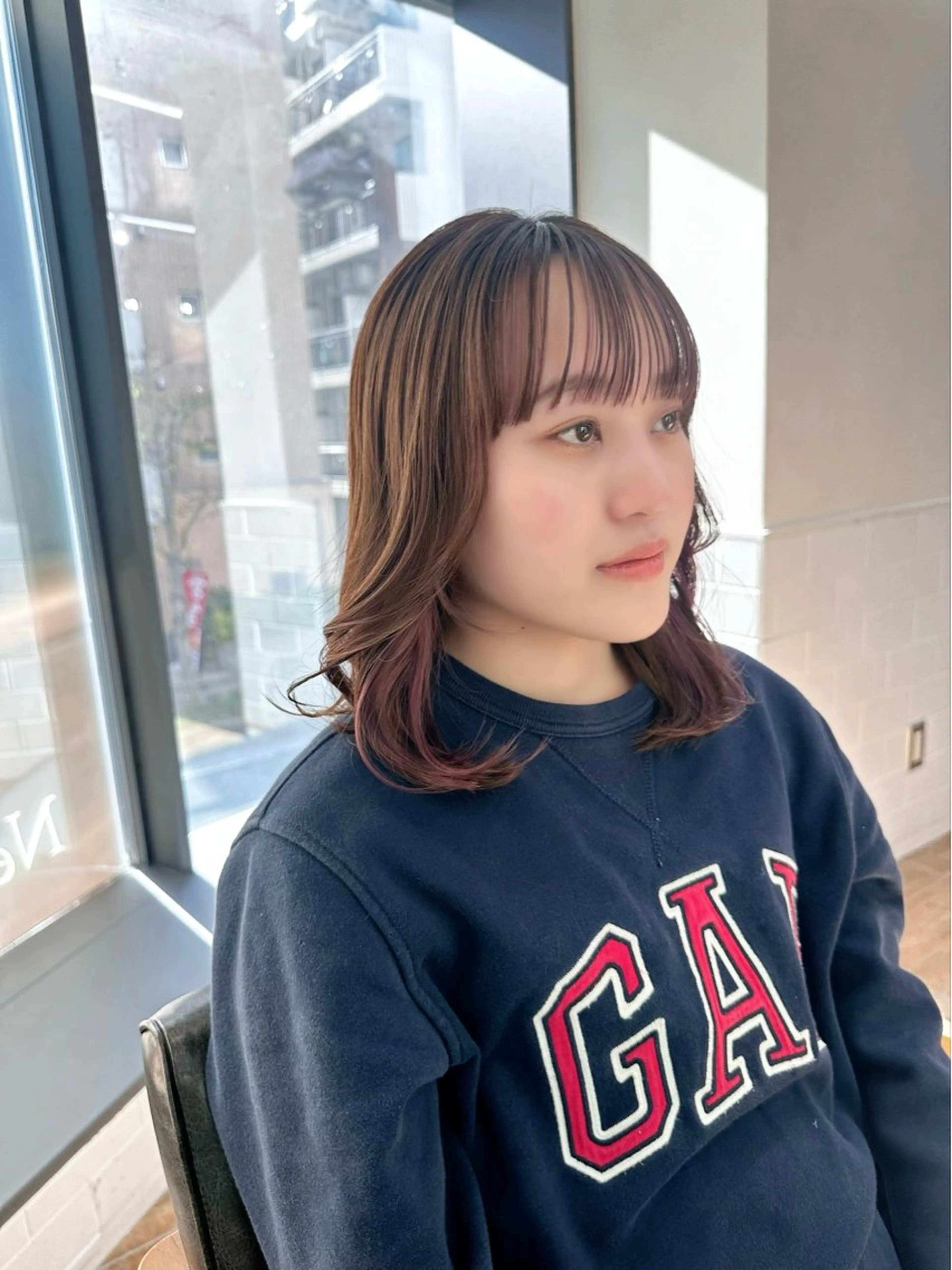 ミディアム カラー パーマ ヘアアレンジ メンズ キッズ レイヤーカット／顔周 りカット/縮毛矯正のヘアスタイル